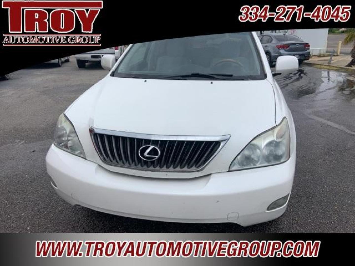 2009 Crystal White Mica /Ivory Lexus RX 350 (2T2GK31U99C) with an 3.5L V6 Dual VVT-i engine, Automatic transmission, located at 6812 Atlanta Hwy, Montgomery, AL, 36117, (334) 271-4045, 32.382118, -86.178673 - Crystal White Mica 2009 Lexus RX 350 FWD 3.5L V6 Dual VVT-i 5-Speed Automatic with Overdrive<br><br>Financing Available---Top Value for Trades. - Photo#3