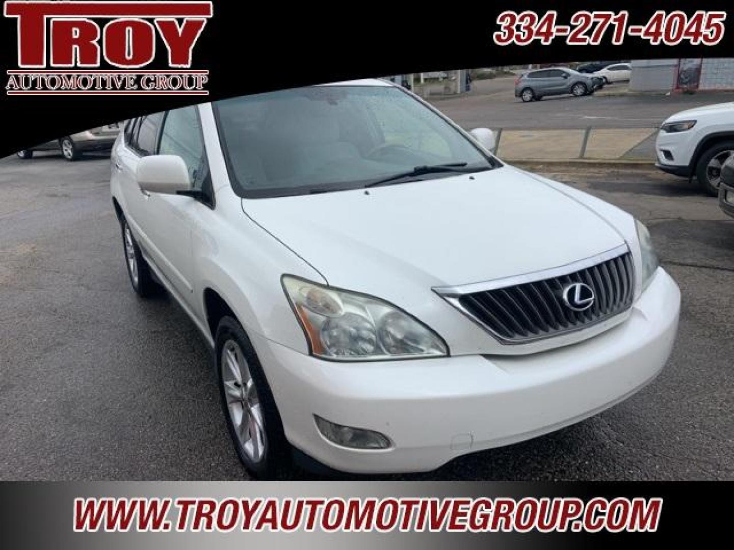 2009 Crystal White Mica /Ivory Lexus RX 350 (2T2GK31U99C) with an 3.5L V6 Dual VVT-i engine, Automatic transmission, located at 6812 Atlanta Hwy, Montgomery, AL, 36117, (334) 271-4045, 32.382118, -86.178673 - Crystal White Mica 2009 Lexus RX 350 FWD 3.5L V6 Dual VVT-i 5-Speed Automatic with Overdrive<br><br>Financing Available---Top Value for Trades. - Photo#4