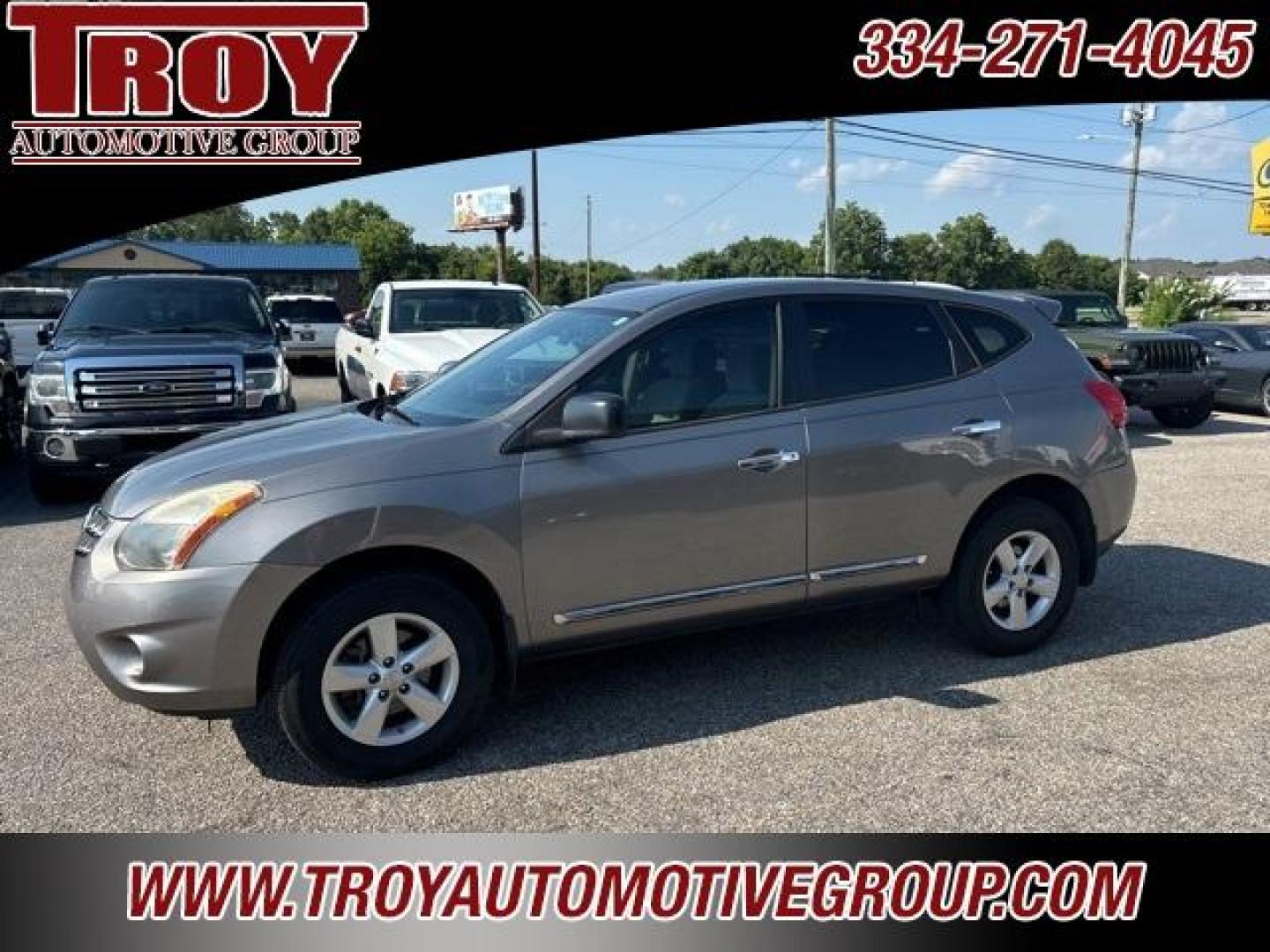 2012 Platinum Graphite Metallic /Gray Nissan Rogue S (JN8AS5MT9CW) with an 2.5L I4 DOHC 16V engine, CVT transmission, located at 6812 Atlanta Hwy, Montgomery, AL, 36117, (334) 271-4045, 32.382118, -86.178673 - Platinum Graphite Metallic 2012 Nissan Rogue S FWD 2.5L I4 DOHC 16V CVT<br><br>Financing Available---Top Value for Trades.<br><br>Odometer is 3313 miles below market average! 23/28 City/Highway MPG - Photo#1