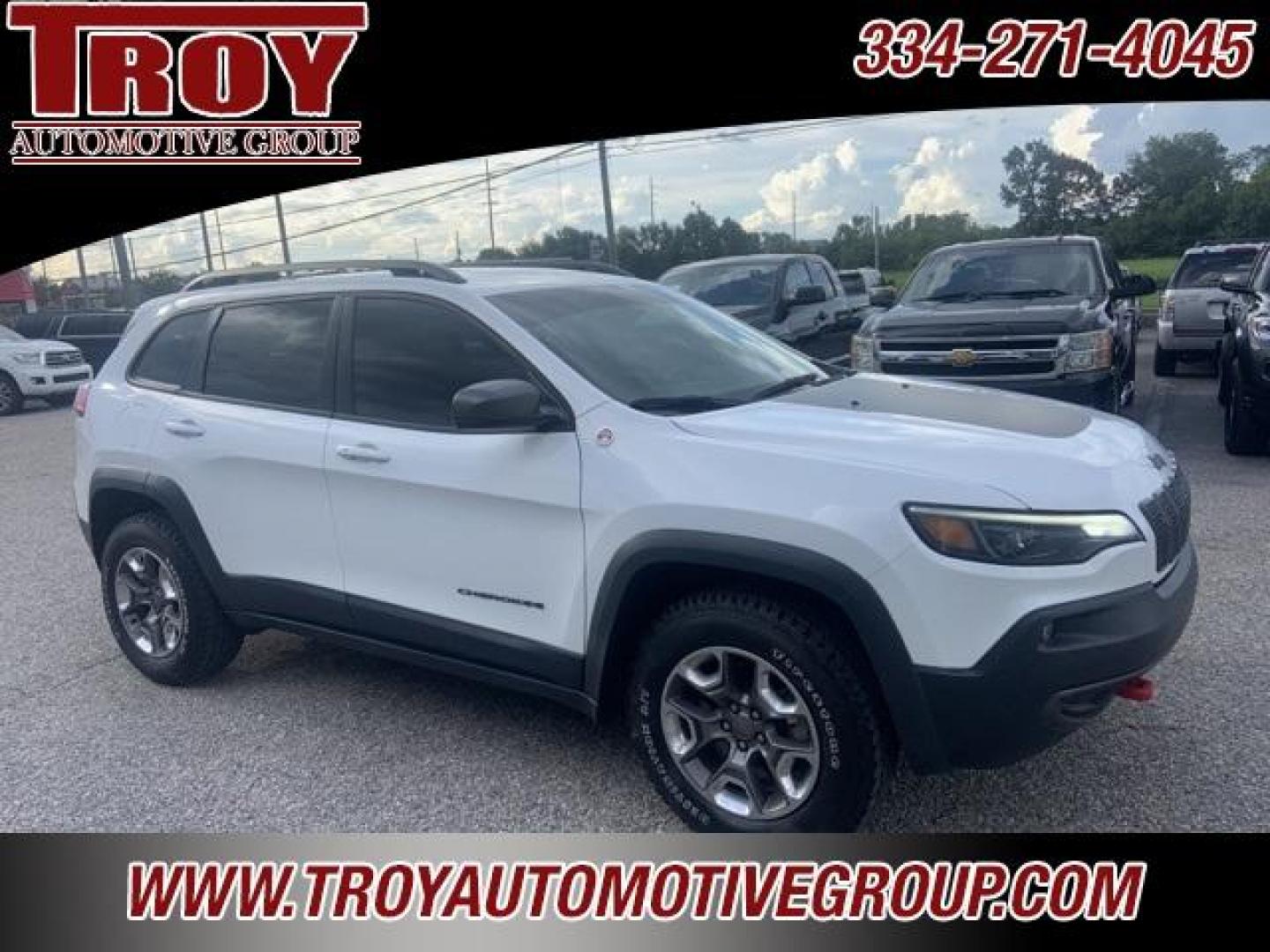 2019 Bright White Clearcoat /Black Jeep Cherokee Trailhawk (1C4PJMBXXKD) with an 3.2L V6 engine, Automatic transmission, located at 6812 Atlanta Hwy, Montgomery, AL, 36117, (334) 271-4045, 32.382118, -86.178673 - Bright White Clearcoat 2019 Jeep Cherokee Trailhawk 4WD 3.2L V6 9-Speed 948TE Automatic<br><br>Financing Available---Top Value for Trades.<br><br>Odometer is 4997 miles below market average! - Photo#7