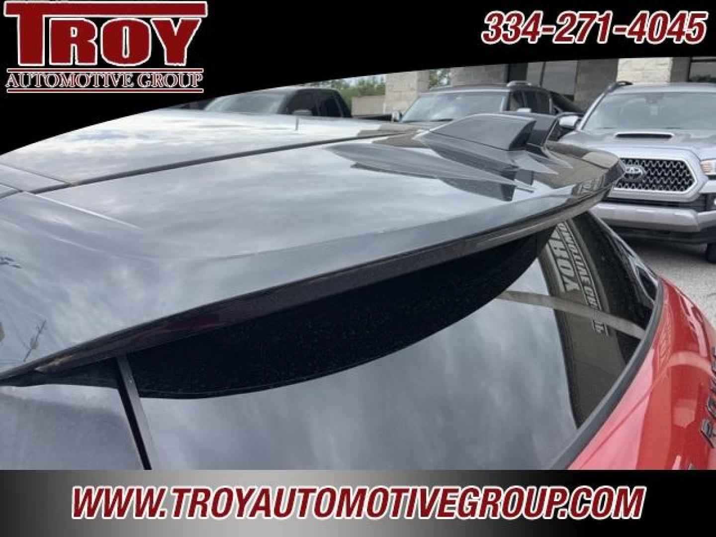 2019 Firenze Red Metallic /Ebony/Ebony/Ebony Land Rover Range Rover Evoque Landmark Edition (SALVC2RX5KH) with an 2.0L Turbocharged engine, Automatic transmission, located at 6812 Atlanta Hwy, Montgomery, AL, 36117, (334) 271-4045, 32.382118, -86.178673 - Photo#17