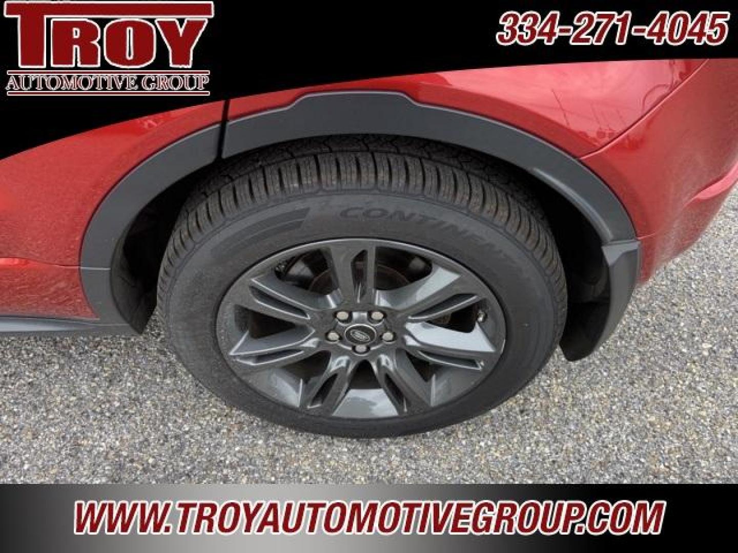 2019 Firenze Red Metallic /Ebony/Ebony/Ebony Land Rover Range Rover Evoque Landmark Edition (SALVC2RX5KH) with an 2.0L Turbocharged engine, Automatic transmission, located at 6812 Atlanta Hwy, Montgomery, AL, 36117, (334) 271-4045, 32.382118, -86.178673 - Photo#24