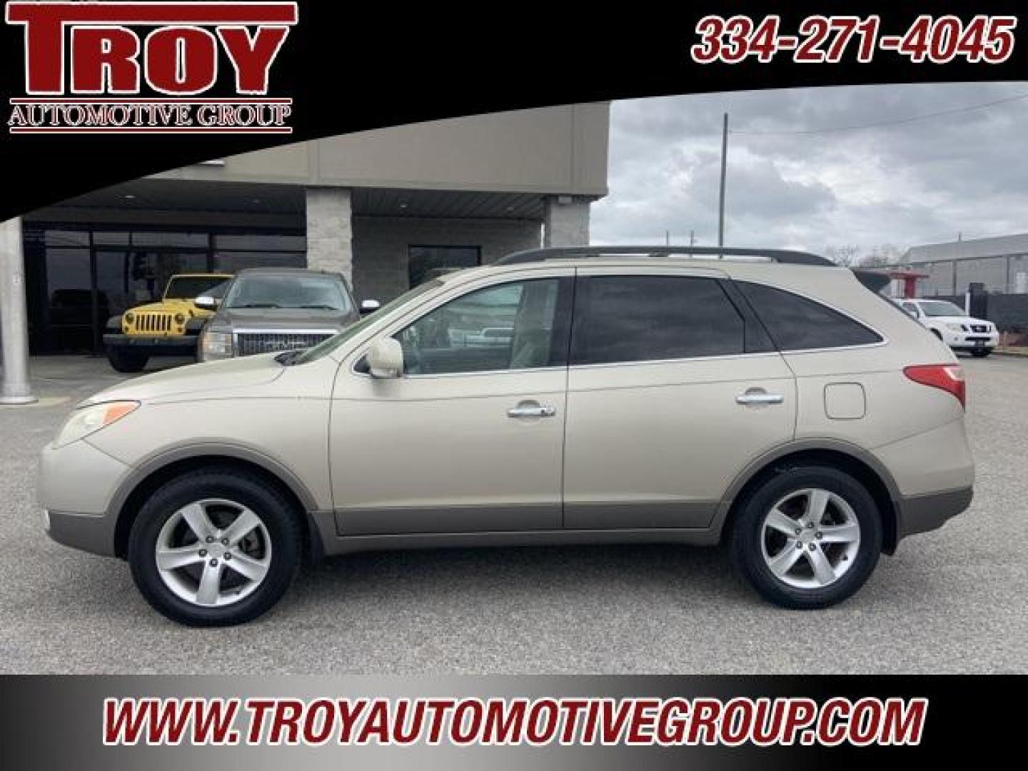 2009 Satin Beige Metallic /Beige Hyundai Veracruz Limited (KM8NU13C79U) with an 3.8L V6 SMPI DOHC engine, Automatic transmission, located at 6812 Atlanta Hwy, Montgomery, AL, 36117, (334) 271-4045, 32.382118, -86.178673 - Satin Beige Metallic 2009 Hyundai Veracruz Limited FWD 3.8L V6 SMPI DOHC 6-Speed Automatic with Shiftronic<br><br>Financing Available---Top Value for Trades. - Photo#0