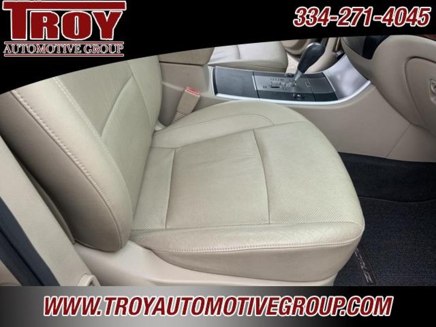 2009 Satin Beige Metallic /Beige Hyundai Veracruz Limited (KM8NU13C79U) with an 3.8L V6 SMPI DOHC engine, Automatic transmission, located at 6812 Atlanta Hwy, Montgomery, AL, 36117, (334) 271-4045, 32.382118, -86.178673 - Photo#34