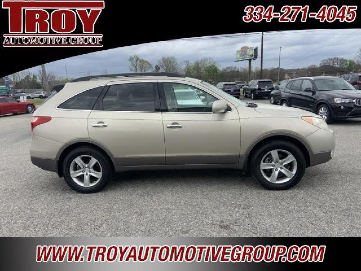 2009 Satin Beige Metallic /Beige Hyundai Veracruz Limited (KM8NU13C79U) with an 3.8L V6 SMPI DOHC engine, Automatic transmission, located at 6812 Atlanta Hwy, Montgomery, AL, 36117, (334) 271-4045, 32.382118, -86.178673 - Satin Beige Metallic 2009 Hyundai Veracruz Limited FWD 3.8L V6 SMPI DOHC 6-Speed Automatic with Shiftronic<br><br>Financing Available---Top Value for Trades. - Photo#6