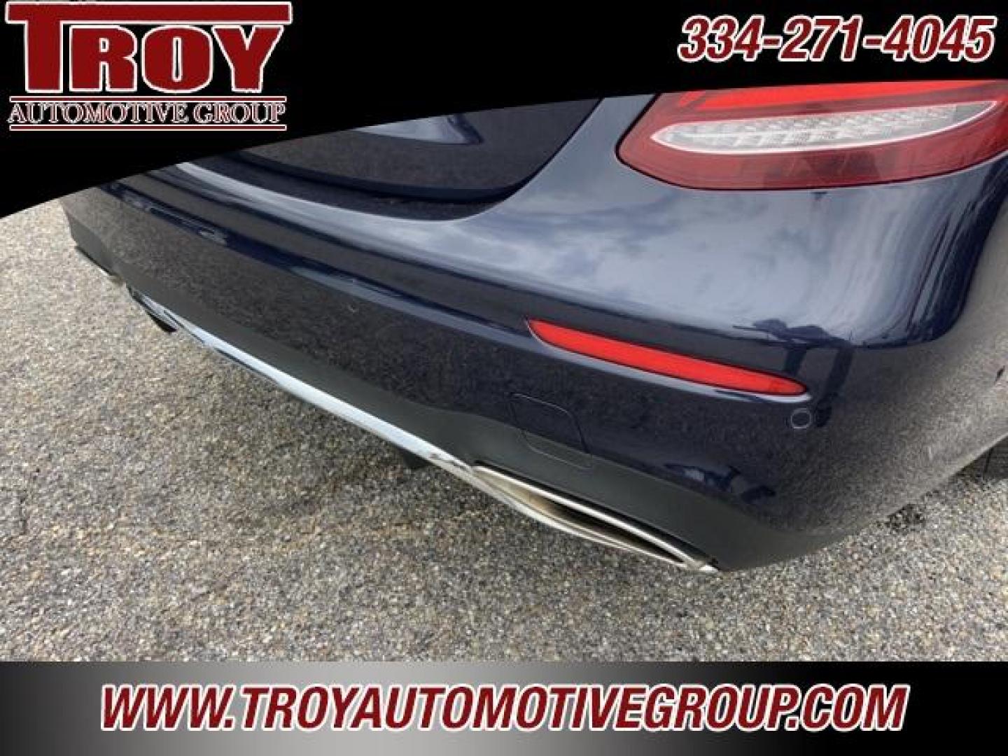 2019 Lunar Blue Metallic /Macchiato Beige/Black Mercedes-Benz E-Class E 450 (WDDZF6JBXKA) with an 3.0L V6 BiTurbo engine, Automatic transmission, located at 6812 Atlanta Hwy, Montgomery, AL, 36117, (334) 271-4045, 32.382118, -86.178673 - Photo#20