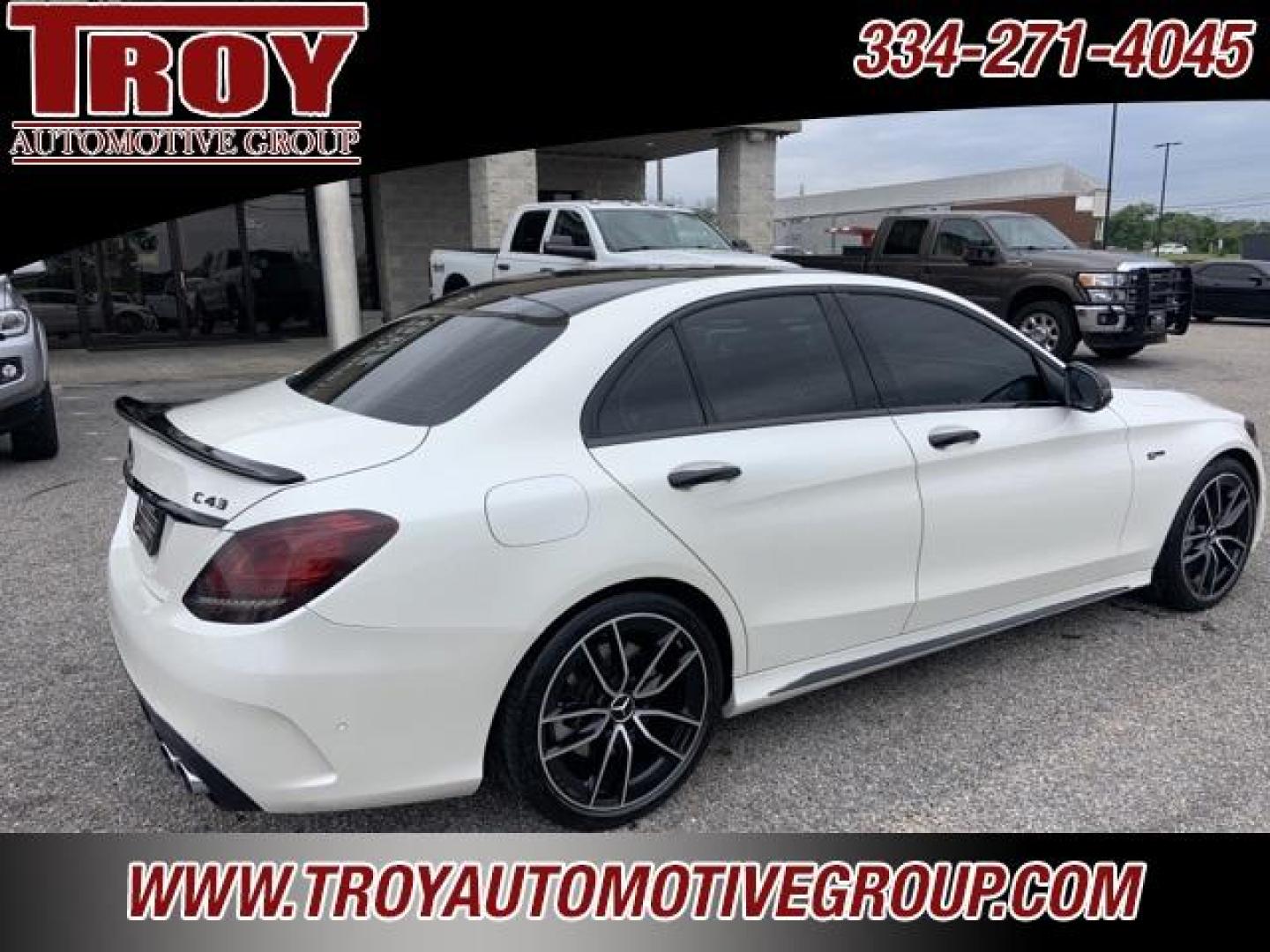 2020 White /Black Mercedes-Benz C-Class C 43 AMG (55SWF6EB7LU) with an 3.0L V6 BiTurbo engine, Automatic transmission, located at 6812 Atlanta Hwy, Montgomery, AL, 36117, (334) 271-4045, 32.382118, -86.178673 - Priced below KBB Fair Purchase Price!<br><br>White 2020 Mercedes-Benz C-Class C 43 AMG 4MATIC 4MATIC 3.0L V6 BiTurbo 9-Speed Automatic<br><br>Financing Available---Top Value for Trades.<br><br>19/27 City/Highway MPG<br><br><br>Awards:<br> * JD Power Initial Quality Study (IQS) - Photo#9