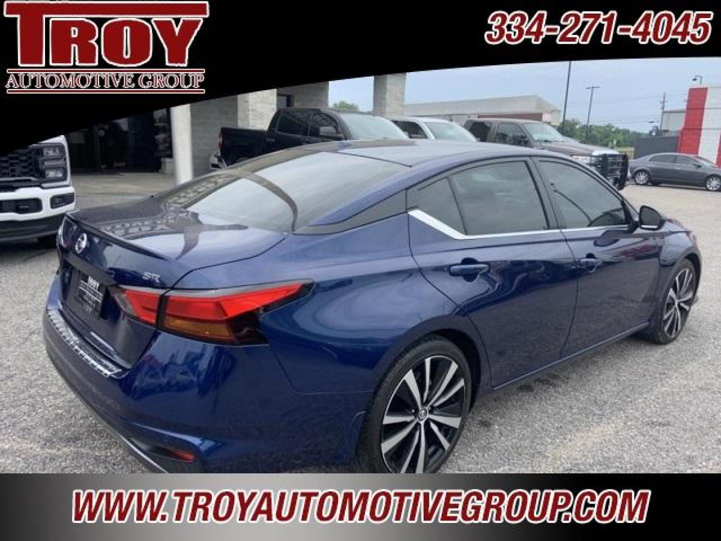 2021 Deep Blue Pearl /Charcoal Nissan Altima 2.5 SR (1N4BL4CV6MN) with an 2.5L 4-Cylinder DOHC 16V engine, CVT transmission, located at 6812 Atlanta Hwy, Montgomery, AL, 36117, (334) 271-4045, 32.382118, -86.178673 - Photo#9