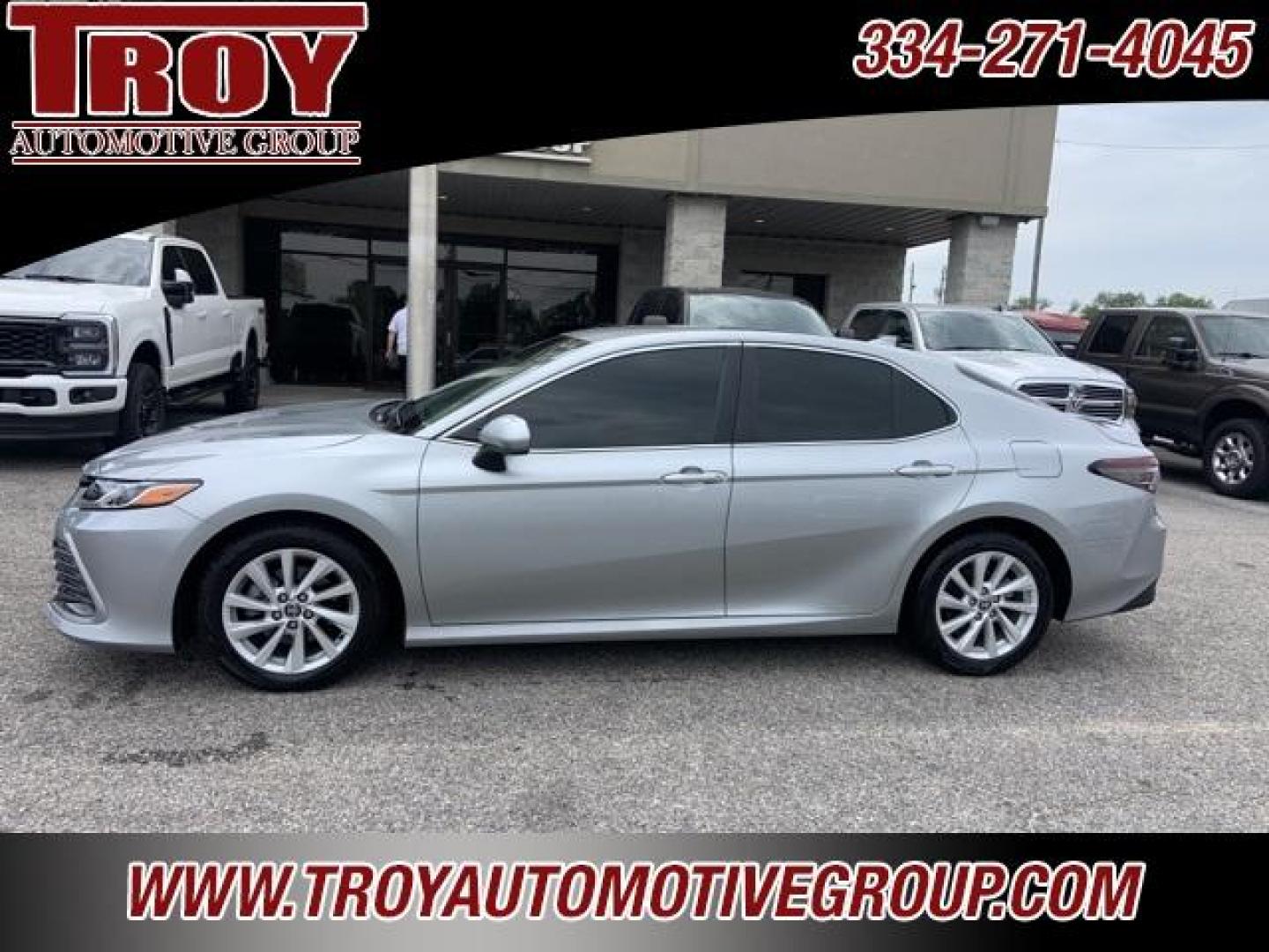 2022 Celestial Silver Metallic /Ash Toyota Camry LE (4T1C11AK0NU) with an 2.5L I4 DOHC 16V engine, Automatic transmission, located at 6812 Atlanta Hwy, Montgomery, AL, 36117, (334) 271-4045, 32.382118, -86.178673 - Priced below KBB Fair Purchase Price!<br><br>Celestial Silver Metallic 2022 Toyota Camry LE FWD 2.5L I4 DOHC 16V 8-Speed Automatic<br><br>Financing Available---Top Value for Trades.<br><br>Odometer is 512 miles below market average! 28/39 City/Highway MPG - Photo#1