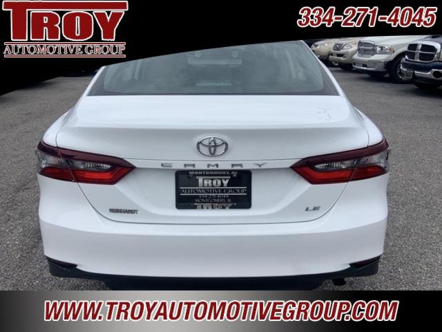 2022 White /Ash Toyota Camry LE (4T1C11AK1NU) with an 2.5L I4 DOHC 16V engine, Automatic transmission, located at 6812 Atlanta Hwy, Montgomery, AL, 36117, (334) 271-4045, 32.382118, -86.178673 - Photo#9