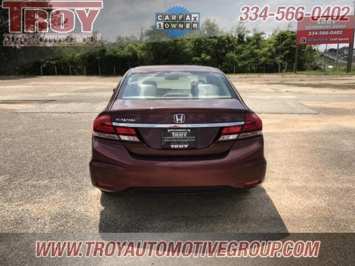 2014 Crimson Pearl /Beige Honda Civic LX (19XFB2F59EE) with an 1.8L I4 SOHC 16V i-VTEC engine, CVT transmission, located at 6812 Atlanta Hwy, Montgomery, AL, 36117, (334) 271-4045, 32.382118, -86.178673 - Photo#4