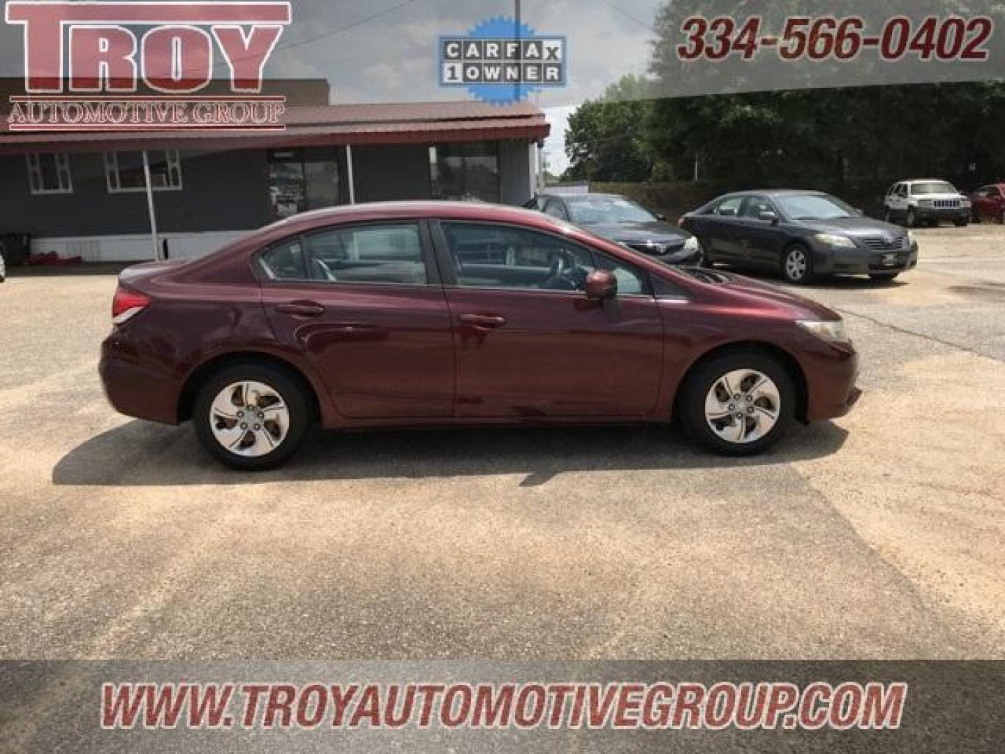 2014 Crimson Pearl /Beige Honda Civic LX (19XFB2F59EE) with an 1.8L I4 SOHC 16V i-VTEC engine, CVT transmission, located at 6812 Atlanta Hwy, Montgomery, AL, 36117, (334) 271-4045, 32.382118, -86.178673 - Photo#6