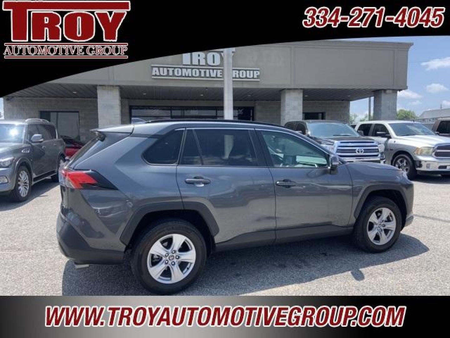 2021 Gray /Black Toyota RAV4 XLE (2T3W1RFVXMC) with an 2.5L 4-Cylinder DOHC Dual VVT-i engine, Automatic transmission, located at 6812 Atlanta Hwy, Montgomery, AL, 36117, (334) 271-4045, 32.382118, -86.178673 - Priced below KBB Fair Purchase Price!<br><br>Gray 2021 Toyota RAV4 XLE FWD 2.5L 4-Cylinder DOHC Dual VVT-i 8-Speed Automatic<br><br>Financing Available---Top Value for Trades.<br><br>Odometer is 19245 miles below market average! 28/35 City/Highway MPG - Photo#10