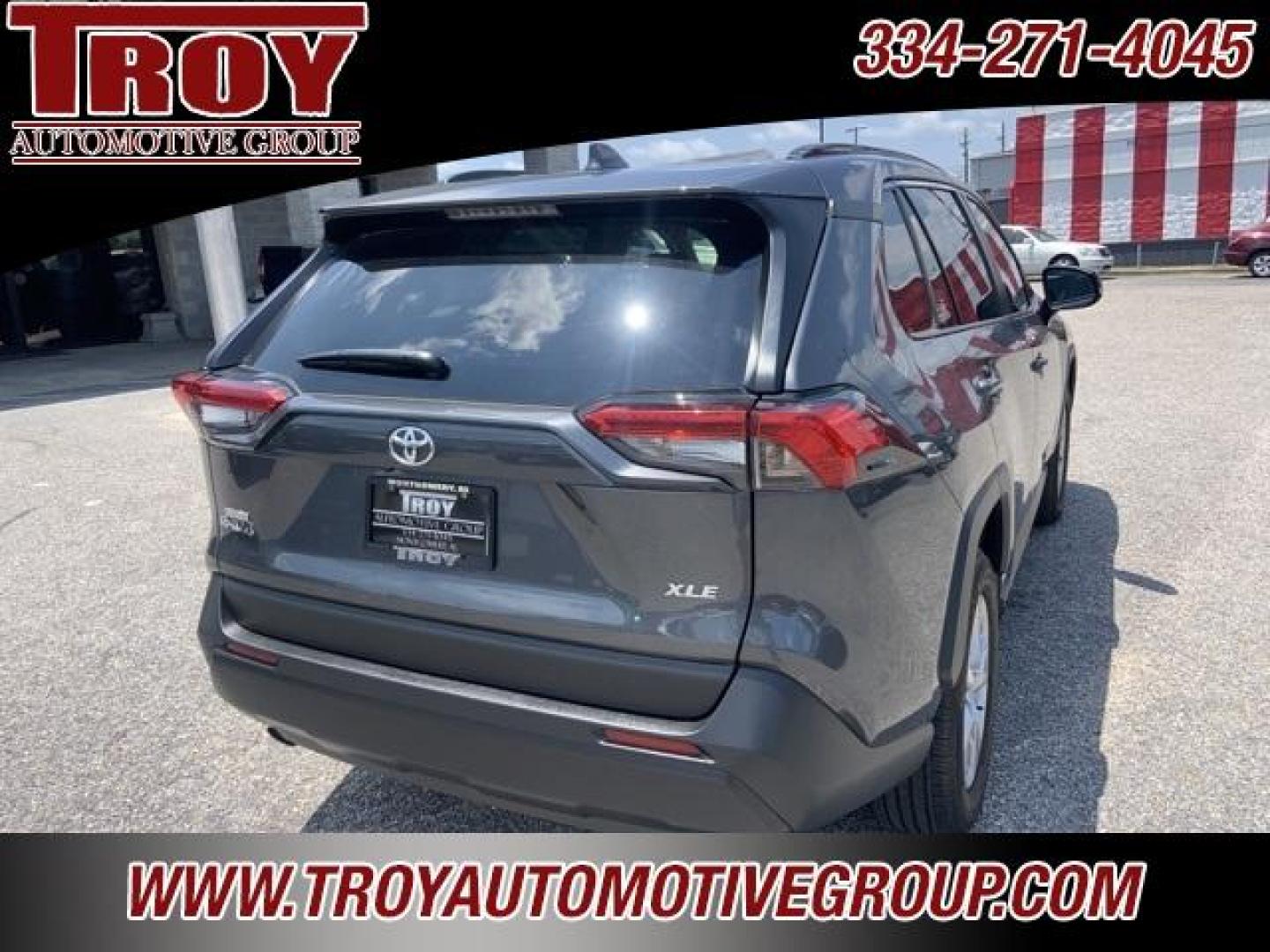 2021 Gray /Black Toyota RAV4 XLE (2T3W1RFVXMC) with an 2.5L 4-Cylinder DOHC Dual VVT-i engine, Automatic transmission, located at 6812 Atlanta Hwy, Montgomery, AL, 36117, (334) 271-4045, 32.382118, -86.178673 - Priced below KBB Fair Purchase Price!<br><br>Gray 2021 Toyota RAV4 XLE FWD 2.5L 4-Cylinder DOHC Dual VVT-i 8-Speed Automatic<br><br>Financing Available---Top Value for Trades.<br><br>Odometer is 19245 miles below market average! 28/35 City/Highway MPG - Photo#12