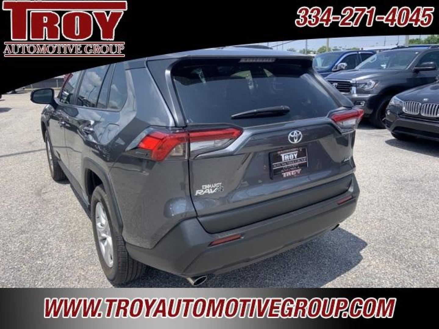 2021 Gray /Black Toyota RAV4 XLE (2T3W1RFVXMC) with an 2.5L 4-Cylinder DOHC Dual VVT-i engine, Automatic transmission, located at 6812 Atlanta Hwy, Montgomery, AL, 36117, (334) 271-4045, 32.382118, -86.178673 - Priced below KBB Fair Purchase Price!<br><br>Gray 2021 Toyota RAV4 XLE FWD 2.5L 4-Cylinder DOHC Dual VVT-i 8-Speed Automatic<br><br>Financing Available---Top Value for Trades.<br><br>Odometer is 19245 miles below market average! 28/35 City/Highway MPG - Photo#14