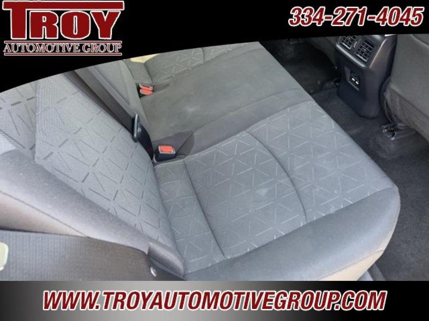 2021 Gray /Black Toyota RAV4 XLE (2T3W1RFVXMC) with an 2.5L 4-Cylinder DOHC Dual VVT-i engine, Automatic transmission, located at 6812 Atlanta Hwy, Montgomery, AL, 36117, (334) 271-4045, 32.382118, -86.178673 - Priced below KBB Fair Purchase Price!<br><br>Gray 2021 Toyota RAV4 XLE FWD 2.5L 4-Cylinder DOHC Dual VVT-i 8-Speed Automatic<br><br>Financing Available---Top Value for Trades.<br><br>Odometer is 19245 miles below market average! 28/35 City/Highway MPG - Photo#24