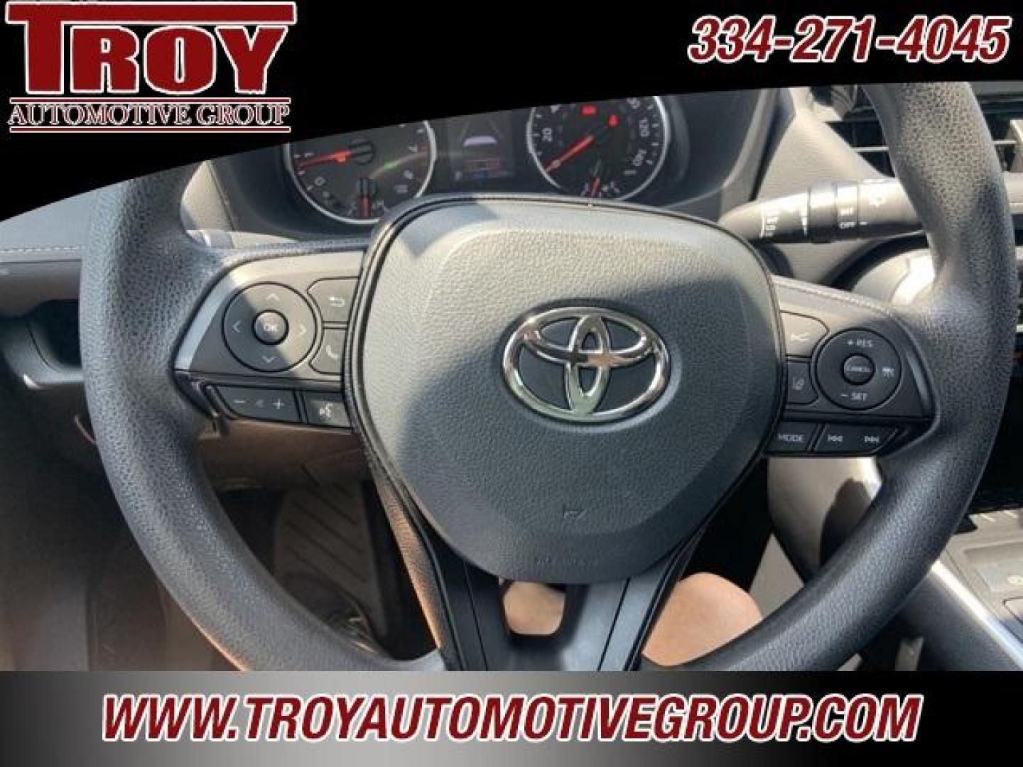 2021 Gray /Black Toyota RAV4 XLE (2T3W1RFVXMC) with an 2.5L 4-Cylinder DOHC Dual VVT-i engine, Automatic transmission, located at 6812 Atlanta Hwy, Montgomery, AL, 36117, (334) 271-4045, 32.382118, -86.178673 - Priced below KBB Fair Purchase Price!<br><br>Gray 2021 Toyota RAV4 XLE FWD 2.5L 4-Cylinder DOHC Dual VVT-i 8-Speed Automatic<br><br>Financing Available---Top Value for Trades.<br><br>Odometer is 19245 miles below market average! 28/35 City/Highway MPG - Photo#45