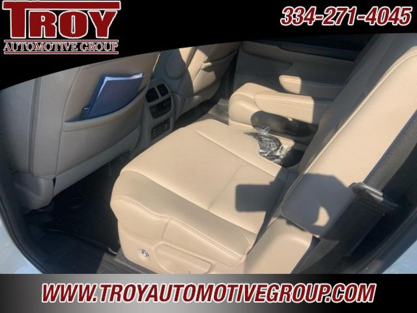 2017 White Diamond Pearl /Beige Honda Pilot Elite (5FNYF6H02HB) with an 3.5L V6 24V SOHC i-VTEC engine, Automatic transmission, located at 6812 Atlanta Hwy, Montgomery, AL, 36117, (334) 271-4045, 32.382118, -86.178673 - Photo#17