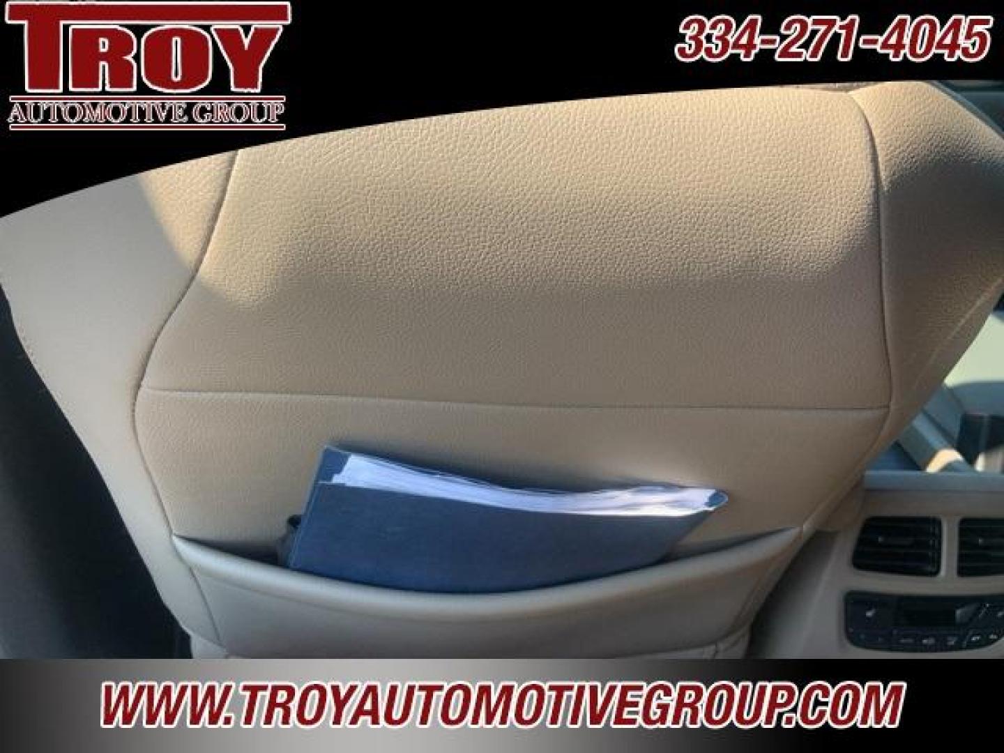 2017 White Diamond Pearl /Beige Honda Pilot Elite (5FNYF6H02HB) with an 3.5L V6 24V SOHC i-VTEC engine, Automatic transmission, located at 6812 Atlanta Hwy, Montgomery, AL, 36117, (334) 271-4045, 32.382118, -86.178673 - Photo#22