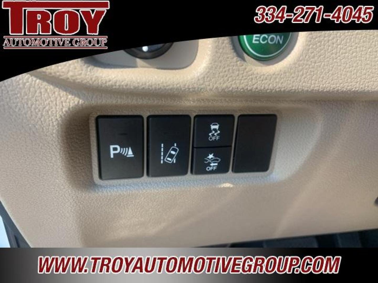 2017 White Diamond Pearl /Beige Honda Pilot Elite (5FNYF6H02HB) with an 3.5L V6 24V SOHC i-VTEC engine, Automatic transmission, located at 6812 Atlanta Hwy, Montgomery, AL, 36117, (334) 271-4045, 32.382118, -86.178673 - Photo#54