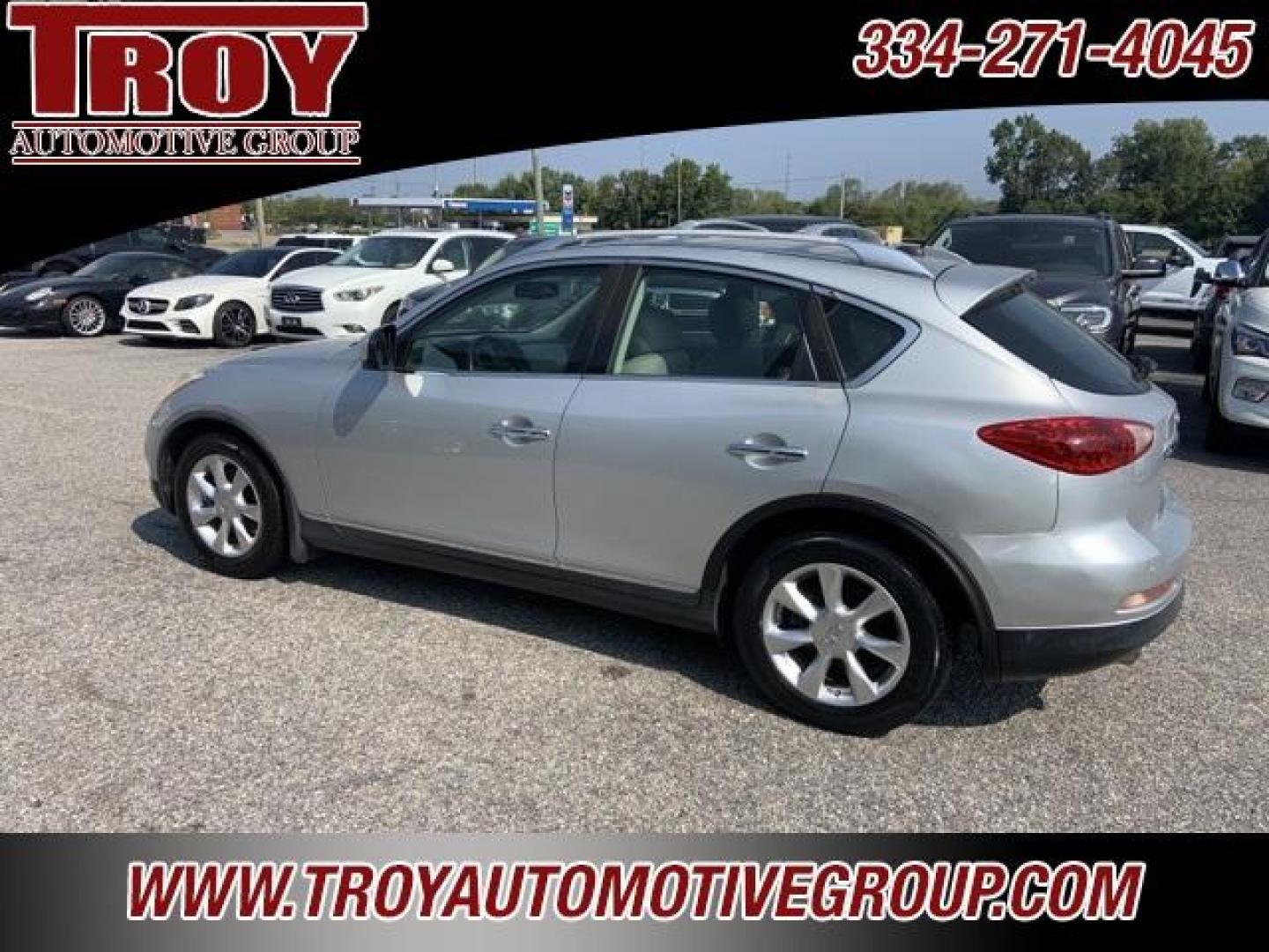 2010 Liquid Platinum Metallic /Stone INFINITI EX35 Journey (JN1AJ0HP1AM) with an 3.5L V6 engine, Automatic transmission, located at 6812 Atlanta Hwy, Montgomery, AL, 36117, (334) 271-4045, 32.382118, -86.178673 - Liquid Platinum Metallic 2010 INFINITI EX35 Journey RWD 3.5L V6 5-Speed Automatic<br><br>Financing Available---Top Value for Trades.<br><br><br>Reviews:<br> * If you like the idea of a comfortable, technology-driven show horse that can also perform on the road, then youll like the EX35s smooth 297- - Photo#10