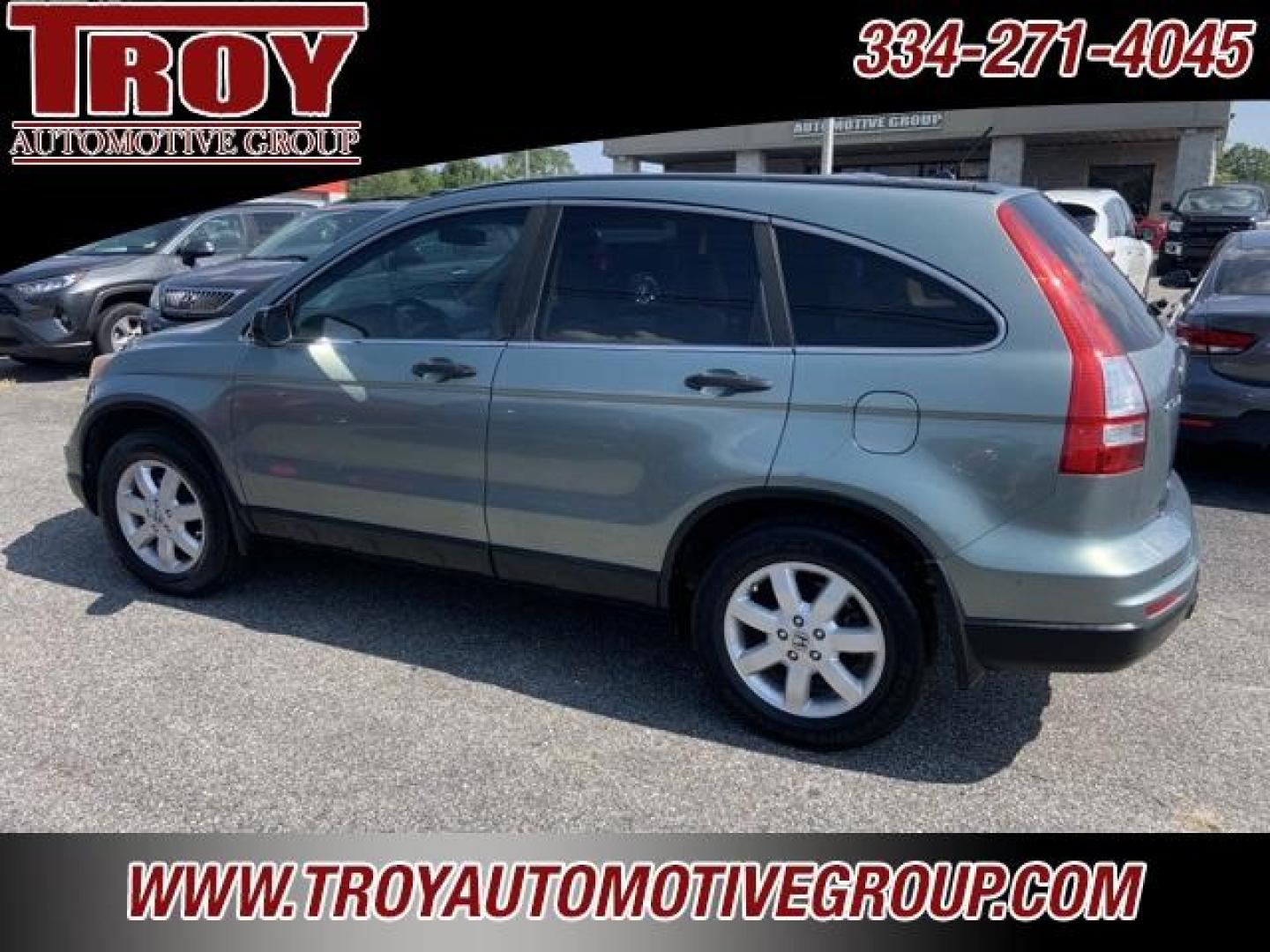 2011 Opal Sage Metallic /Ivory Honda CR-V SE (5J6RE4H46BL) with an 2.4L I4 DOHC 16V i-VTEC engine, Automatic transmission, located at 6812 Atlanta Hwy, Montgomery, AL, 36117, (334) 271-4045, 32.382118, -86.178673 - Photo#10