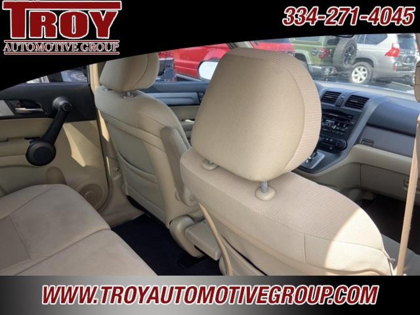 2011 Opal Sage Metallic /Ivory Honda CR-V SE (5J6RE4H46BL) with an 2.4L I4 DOHC 16V i-VTEC engine, Automatic transmission, located at 6812 Atlanta Hwy, Montgomery, AL, 36117, (334) 271-4045, 32.382118, -86.178673 - Photo#16