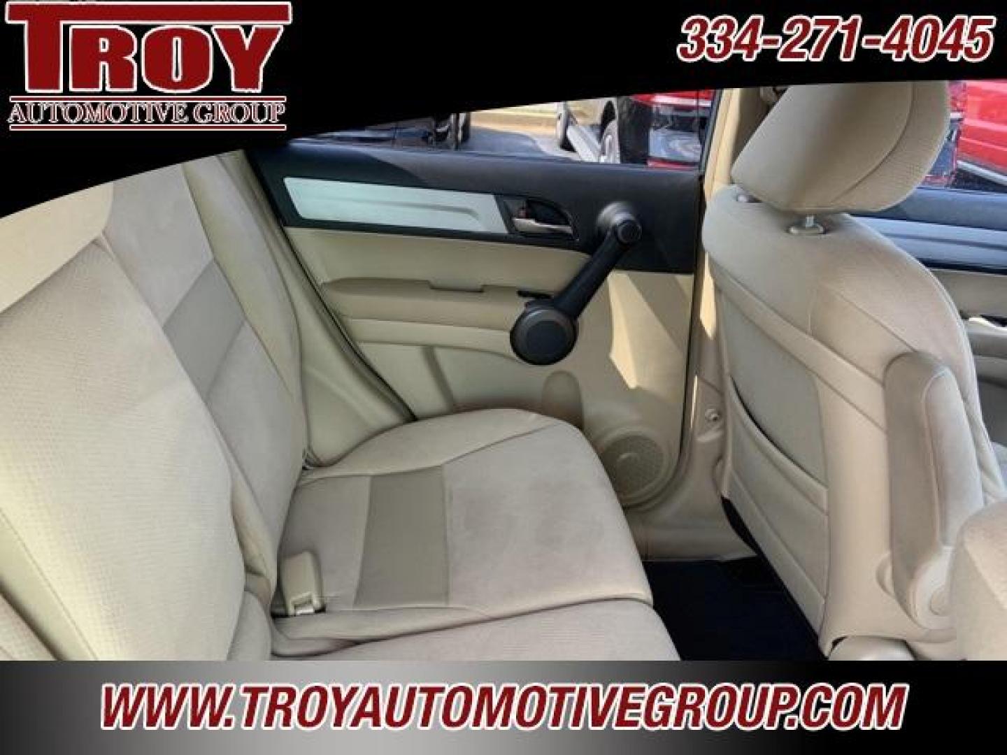 2011 Opal Sage Metallic /Ivory Honda CR-V SE (5J6RE4H46BL) with an 2.4L I4 DOHC 16V i-VTEC engine, Automatic transmission, located at 6812 Atlanta Hwy, Montgomery, AL, 36117, (334) 271-4045, 32.382118, -86.178673 - Photo#17