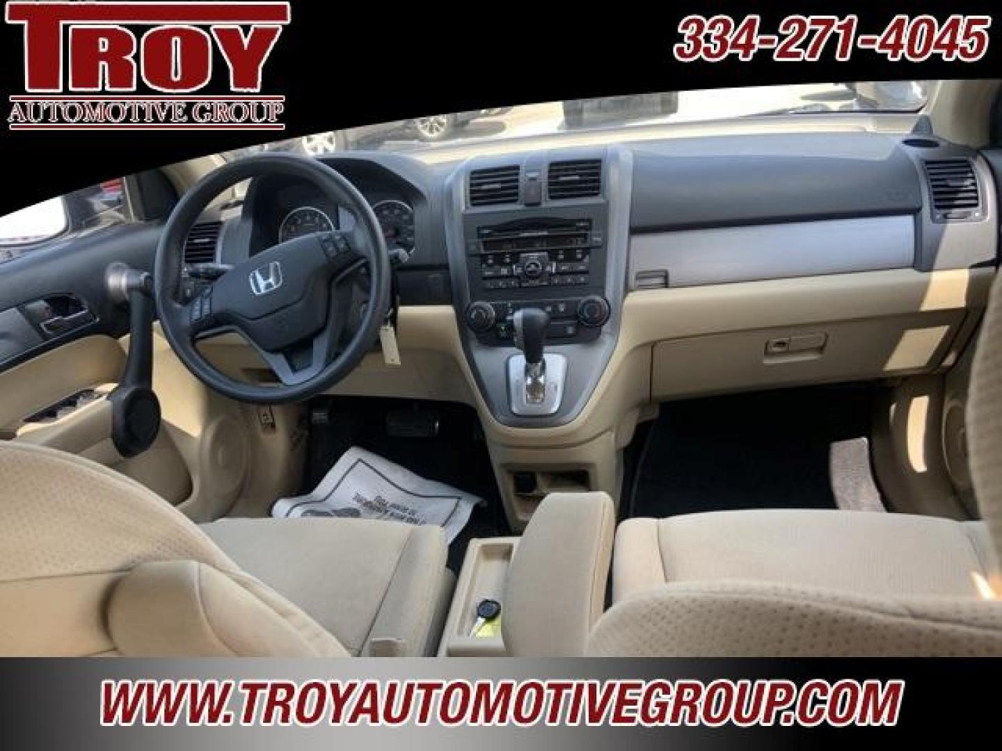 2011 Opal Sage Metallic /Ivory Honda CR-V SE (5J6RE4H46BL) with an 2.4L I4 DOHC 16V i-VTEC engine, Automatic transmission, located at 6812 Atlanta Hwy, Montgomery, AL, 36117, (334) 271-4045, 32.382118, -86.178673 - Photo#20