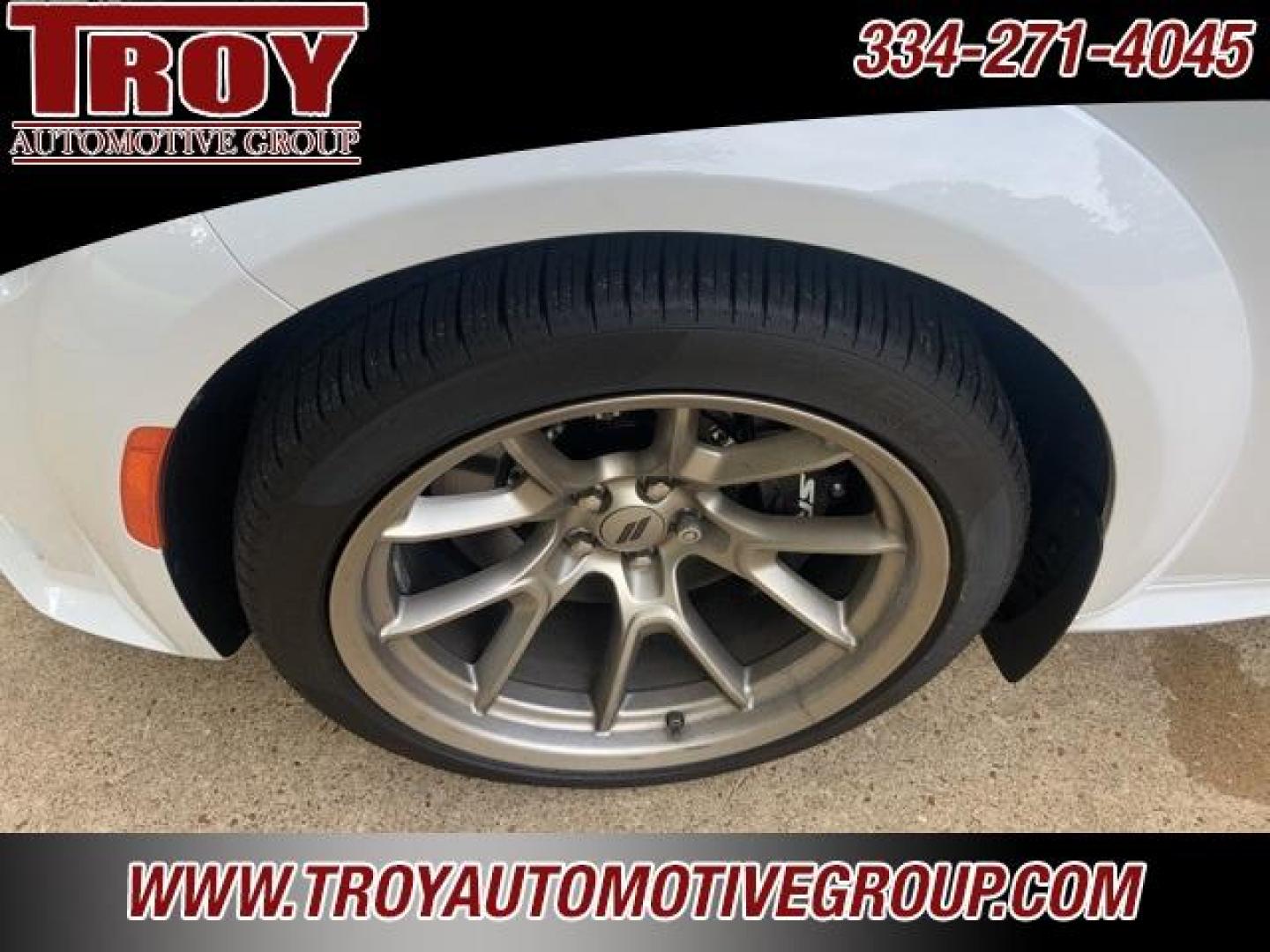 2023 White Knuckle Clearcoat /Black Dodge Charger R/T Scat Pack Widebody (2C3CDXGJ3PH) with an SRT HEMI 6.4L V8 MDS engine, Automatic transmission, located at 6812 Atlanta Hwy, Montgomery, AL, 36117, (334) 271-4045, 32.382118, -86.178673 - 1 of 300 Last Calls Swinger Edition<br> - Photo#21