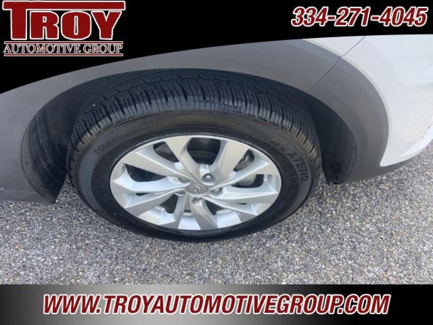 2021 White Cream /Gray Hyundai Tucson SE (KM8J23A4XMU) with an I4 engine, Automatic transmission, located at 6812 Atlanta Hwy, Montgomery, AL, 36117, (334) 271-4045, 32.382118, -86.178673 - Photo#18