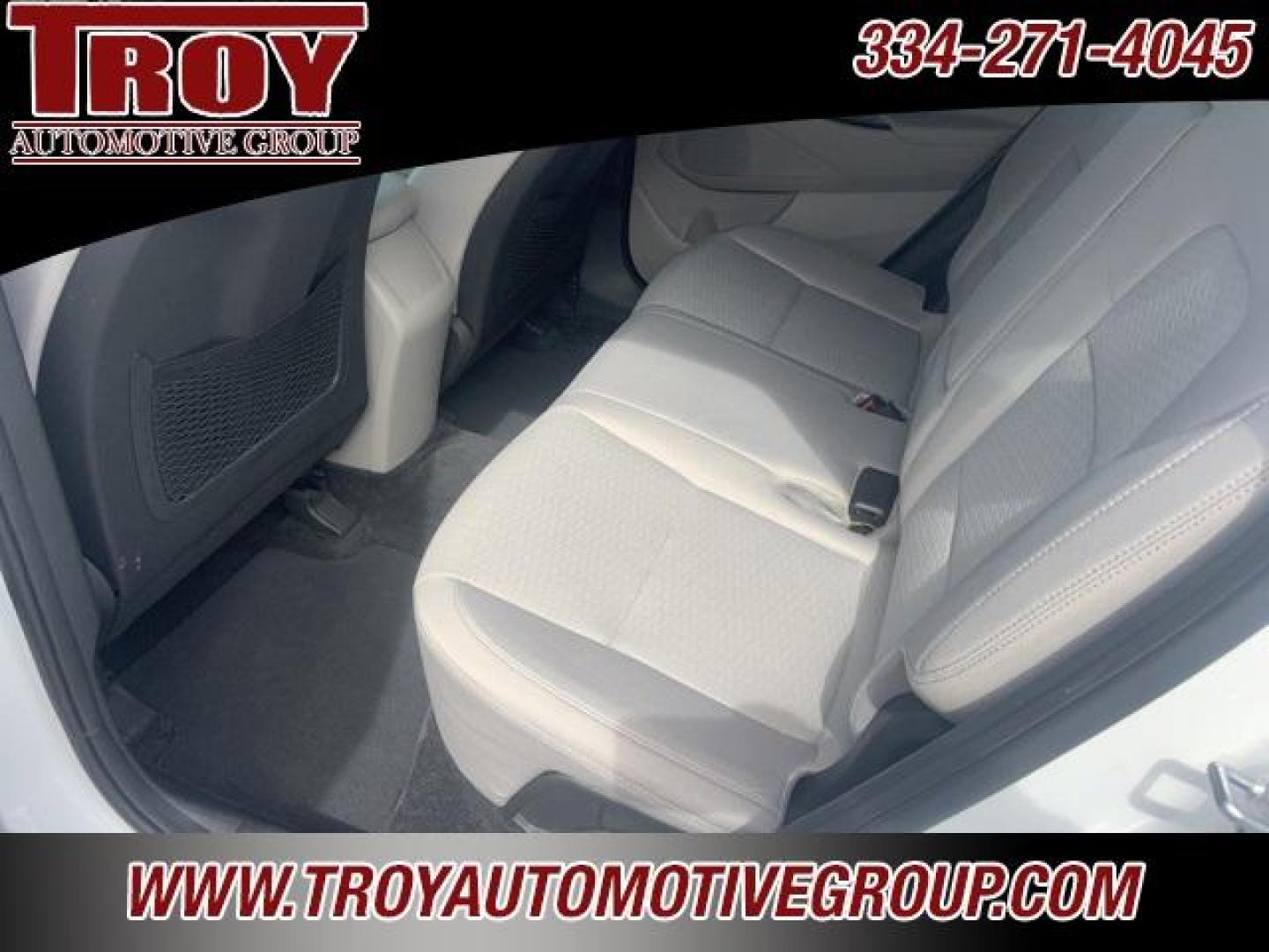 2021 White Cream /Gray Hyundai Tucson SE (KM8J23A4XMU) with an I4 engine, Automatic transmission, located at 6812 Atlanta Hwy, Montgomery, AL, 36117, (334) 271-4045, 32.382118, -86.178673 - Photo#31