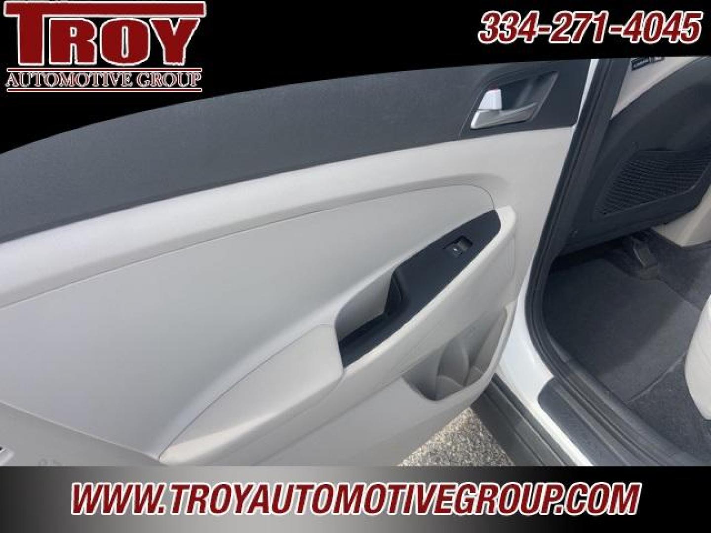 2021 White Cream /Gray Hyundai Tucson SE (KM8J23A4XMU) with an I4 engine, Automatic transmission, located at 6812 Atlanta Hwy, Montgomery, AL, 36117, (334) 271-4045, 32.382118, -86.178673 - Photo#32