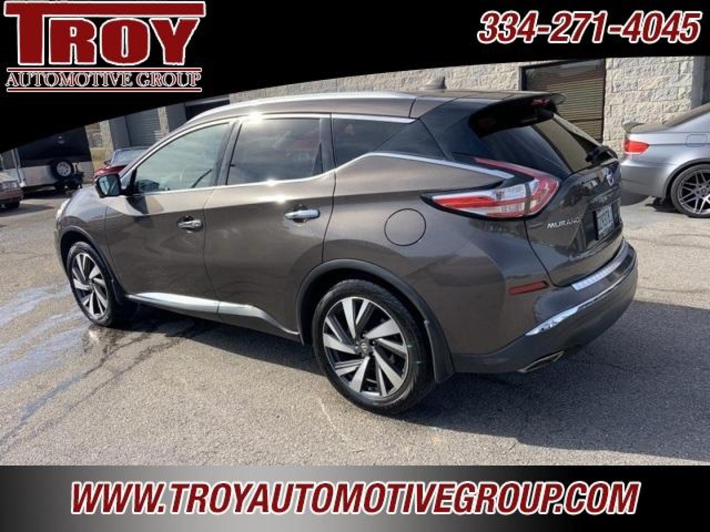 2018 Java Metallic /Mocha Nissan Murano Platinum (5N1AZ2MG8JN) with an 3.5L V6 DOHC 24V engine, CVT transmission, located at 6812 Atlanta Hwy, Montgomery, AL, 36117, (334) 271-4045, 32.382118, -86.178673 - Photo#12