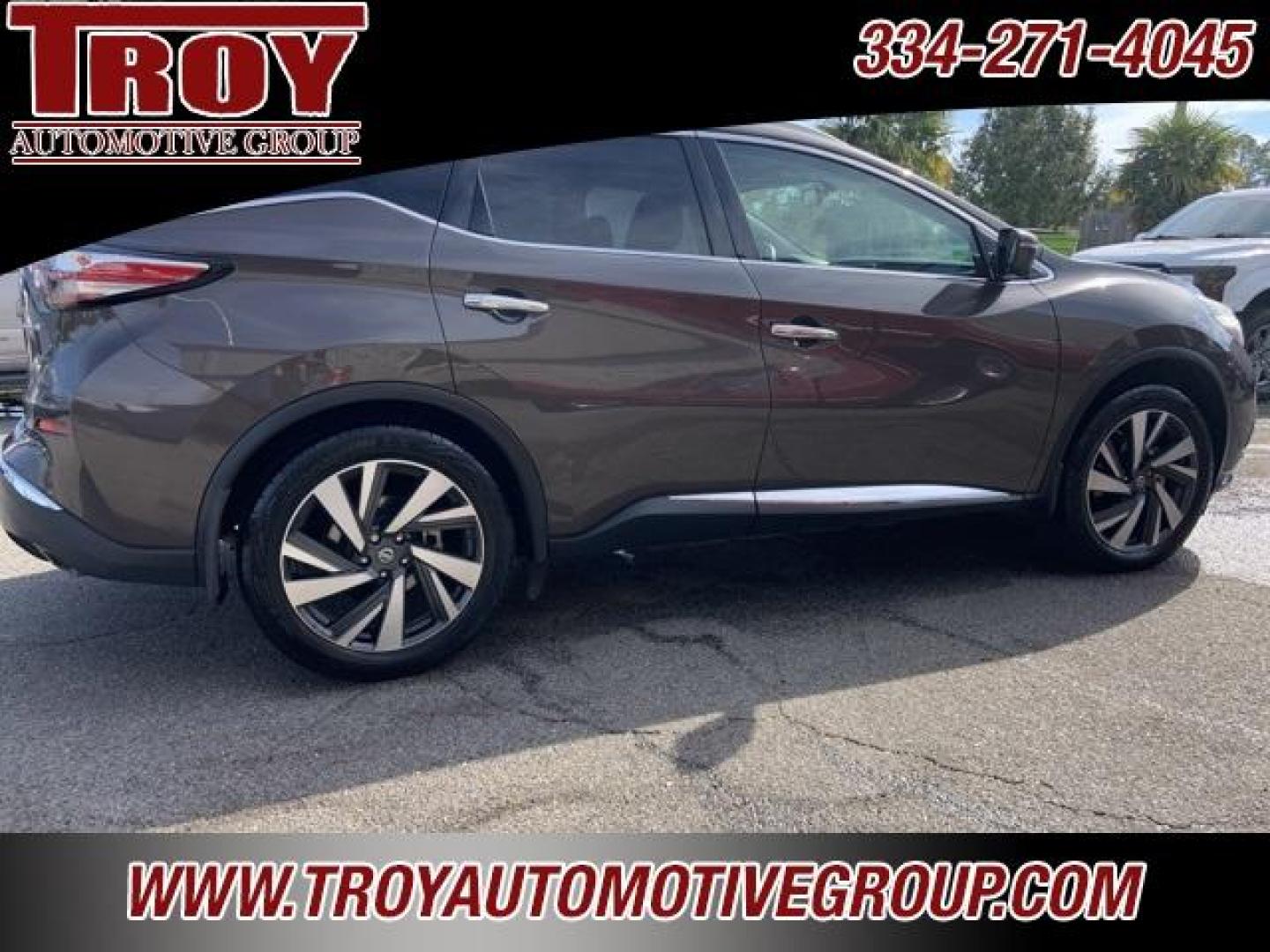 2018 Java Metallic /Mocha Nissan Murano Platinum (5N1AZ2MG8JN) with an 3.5L V6 DOHC 24V engine, CVT transmission, located at 6812 Atlanta Hwy, Montgomery, AL, 36117, (334) 271-4045, 32.382118, -86.178673 - Photo#8