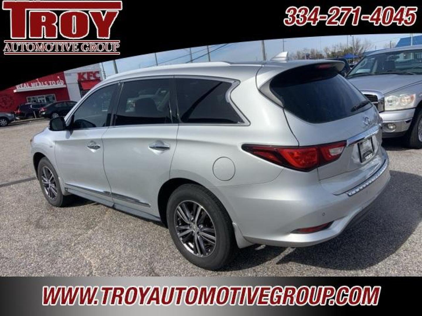 2017 Liquid Platinum /Graphite INFINITI QX60 Base (5N1DL0MN1HC) with an 3.5L V6 engine, CVT transmission, located at 6812 Atlanta Hwy, Montgomery, AL, 36117, (334) 271-4045, 32.382118, -86.178673 - Photo#13