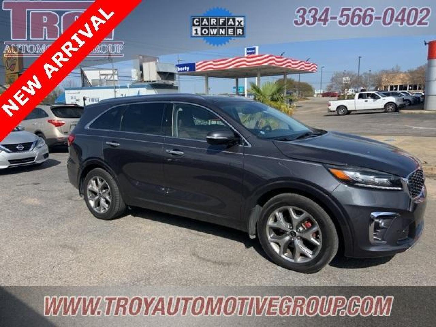 2019 Platinum Graphite /Satin Black Kia Sorento SX (5XYPK4A58KG) with an V6 engine, Automatic transmission, located at 6812 Atlanta Hwy, Montgomery, AL, 36117, (334) 271-4045, 32.382118, -86.178673 - 1-Owner!!<br>Local Trade!!<br>Panoramic Sunroof!! - Photo#1