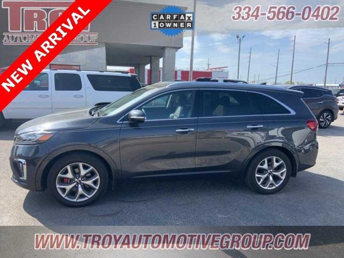 2019 Platinum Graphite /Satin Black Kia Sorento SX (5XYPK4A58KG) with an V6 engine, Automatic transmission, located at 6812 Atlanta Hwy, Montgomery, AL, 36117, (334) 271-4045, 32.382118, -86.178673 - 1-Owner!!<br>Local Trade!!<br>Panoramic Sunroof!! - Photo#6