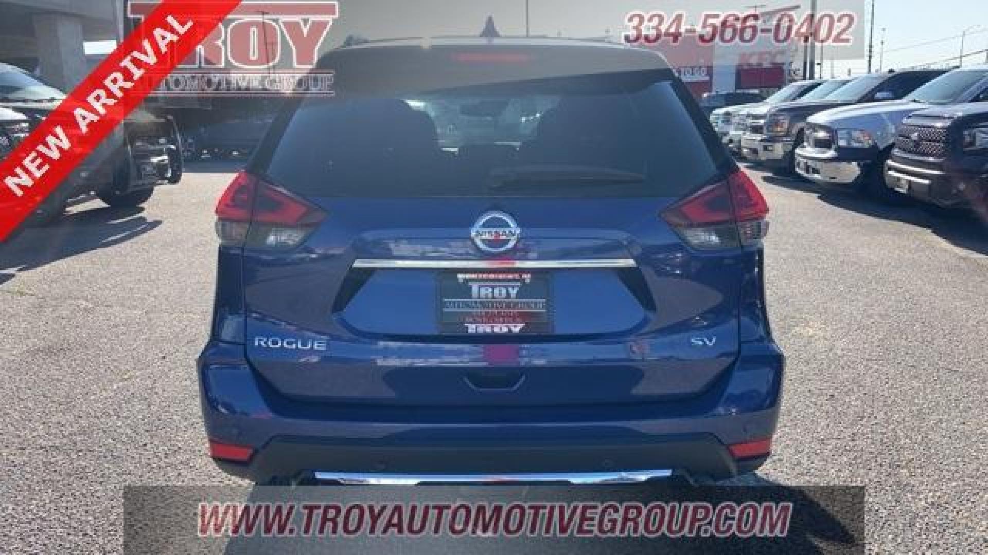 2020 Caspian Blue Metallic /Almond Nissan Rogue SL (5N1AT2MT2LC) with an 2.5L I4 DOHC 16V engine, CVT transmission, located at 6812 Atlanta Hwy, Montgomery, AL, 36117, (334) 271-4045, 32.382118, -86.178673 - Panoramic Sunroof!<br>Leather Seats!!<br>Tow Package!! - Photo#10