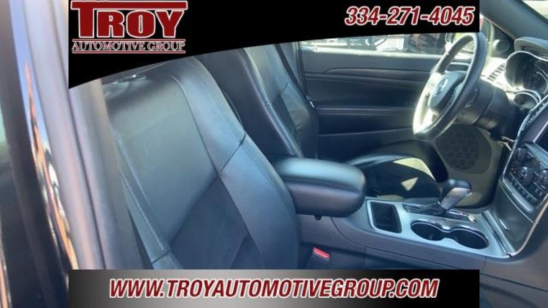 2018 Diamond Black Crystal Pearlcoat /Black Jeep Grand Cherokee Altitude (1C4RJFAG3JC) with an 3.6L V6 24V VVT engine, Automatic transmission, located at 6812 Atlanta Hwy, Montgomery, AL, 36117, (334) 271-4045, 32.382118, -86.178673 - Diamond Black Crystal Pearlcoat 2018 Jeep Grand Cherokee Altitude 4WD 3.6L V6 24V VVT 8-Speed Automatic<br><br>Financing Available---Top Value for Trades.<br><br><br>Awards:<br> * 2018 KBB.com 10 Most Awarded Brands - Photo#36