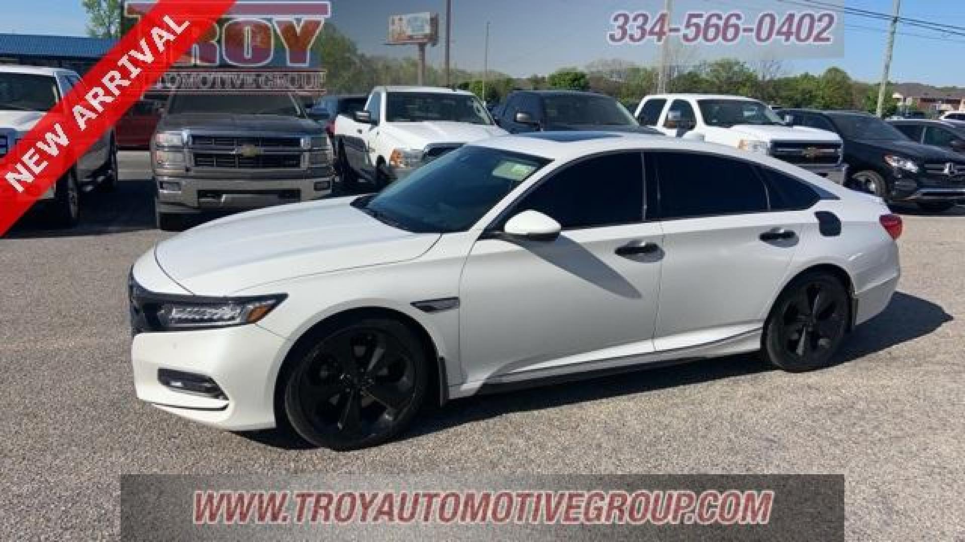 2018 Platinum White Pearl /Gray Honda Accord Touring 2.0T (1HGCV2F9XJA) with an I4 DOHC 16V Turbocharged engine, Automatic transmission, located at 6812 Atlanta Hwy, Montgomery, AL, 36117, (334) 271-4045, 32.382118, -86.178673 - Photo#2