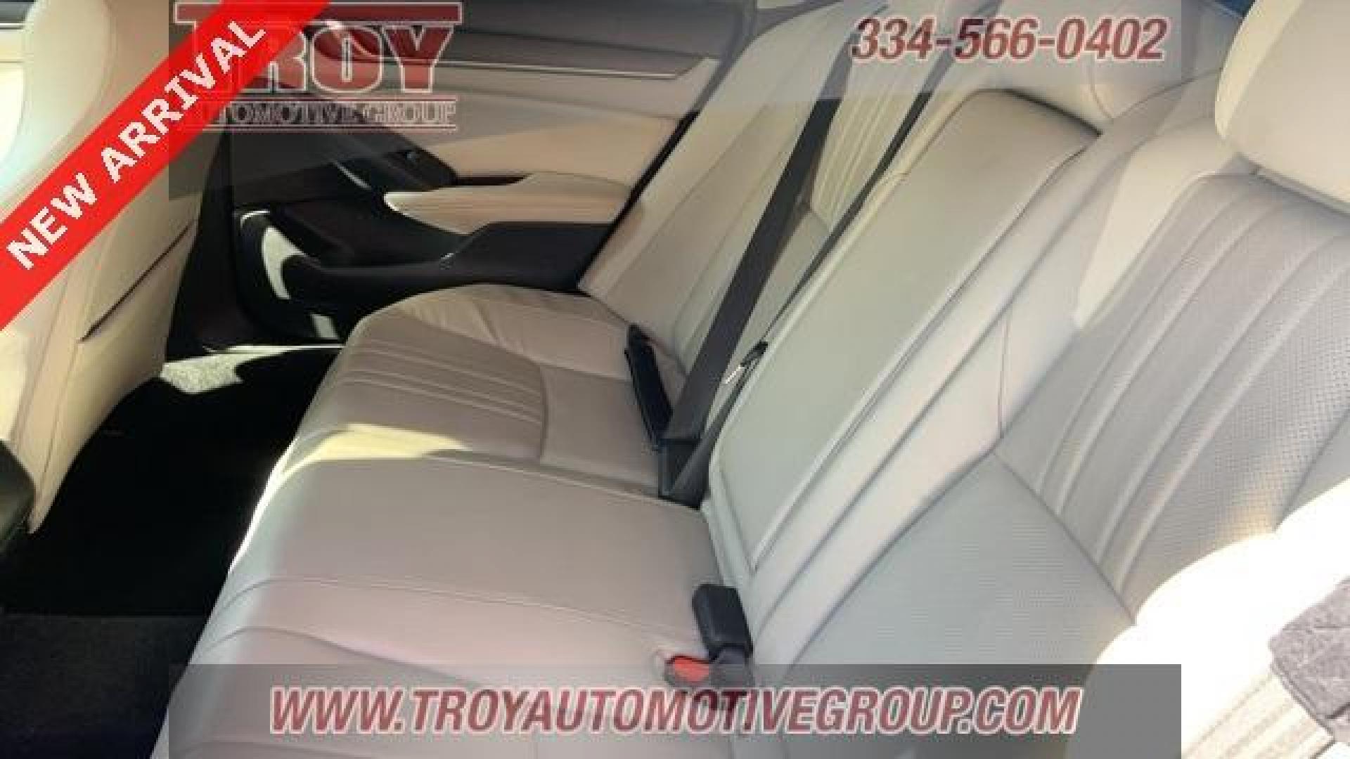 2018 Platinum White Pearl /Gray Honda Accord Touring 2.0T (1HGCV2F9XJA) with an I4 DOHC 16V Turbocharged engine, Automatic transmission, located at 6812 Atlanta Hwy, Montgomery, AL, 36117, (334) 271-4045, 32.382118, -86.178673 - Photo#24