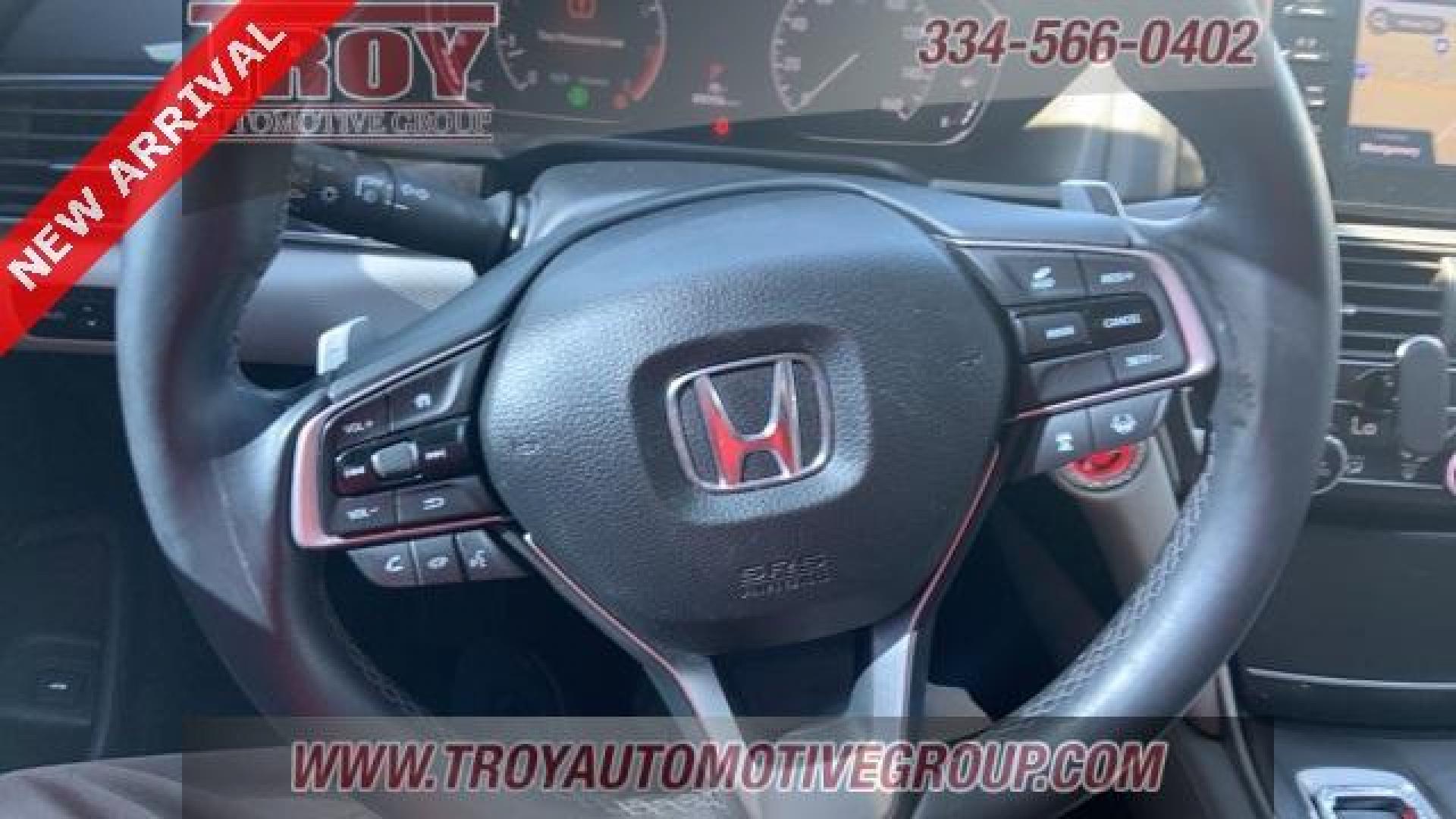 2018 Platinum White Pearl /Gray Honda Accord Touring 2.0T (1HGCV2F9XJA) with an I4 DOHC 16V Turbocharged engine, Automatic transmission, located at 6812 Atlanta Hwy, Montgomery, AL, 36117, (334) 271-4045, 32.382118, -86.178673 - Photo#44