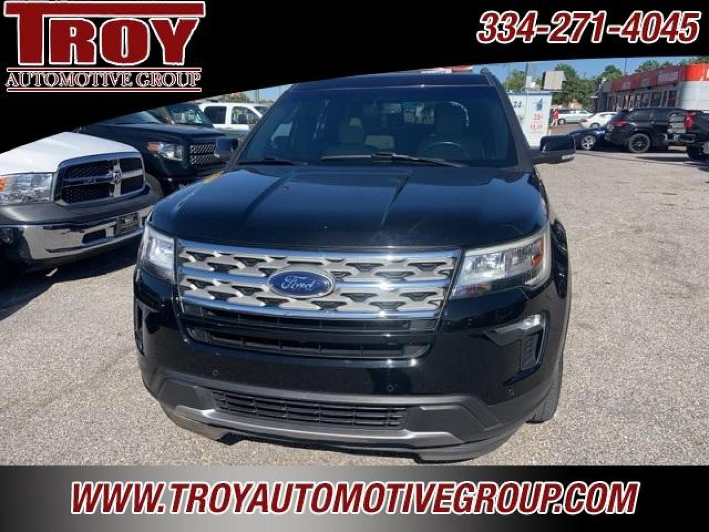 2018 Shadow Black /Medium Stone Ford Explorer XLT (1FM5K7D84JG) with an 3.5L V6 Ti-VCT engine, Automatic transmission, located at 6812 Atlanta Hwy, Montgomery, AL, 36117, (334) 271-4045, 32.382118, -86.178673 - Leather!!<br>Power Sunroof!! - Photo#4