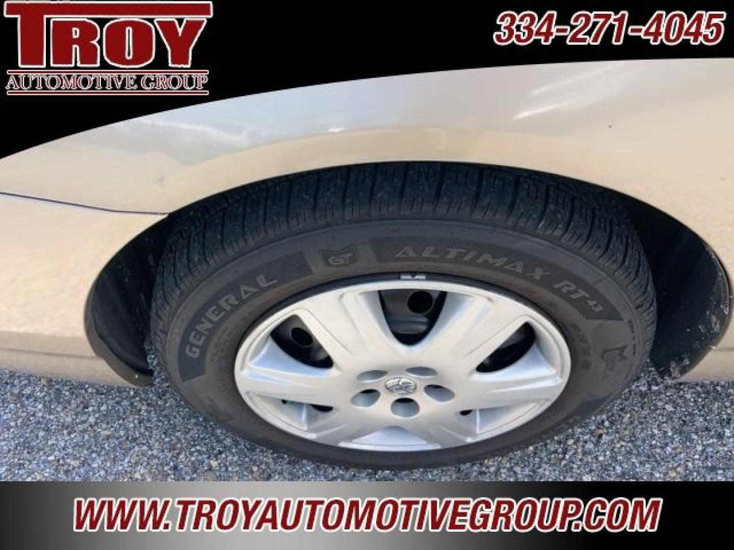 2008 Desert Sand Mica /Beige Toyota Corolla LE (1NXBR32E68Z) with an 1.8L I4 SMPI DOHC engine, Automatic transmission, located at 6812 Atlanta Hwy, Montgomery, AL, 36117, (334) 271-4045, 32.382118, -86.178673 - 1-Owner!!<br>LE Package!!<br>Only 60k!!<br>Some paint fading !! - Photo#15