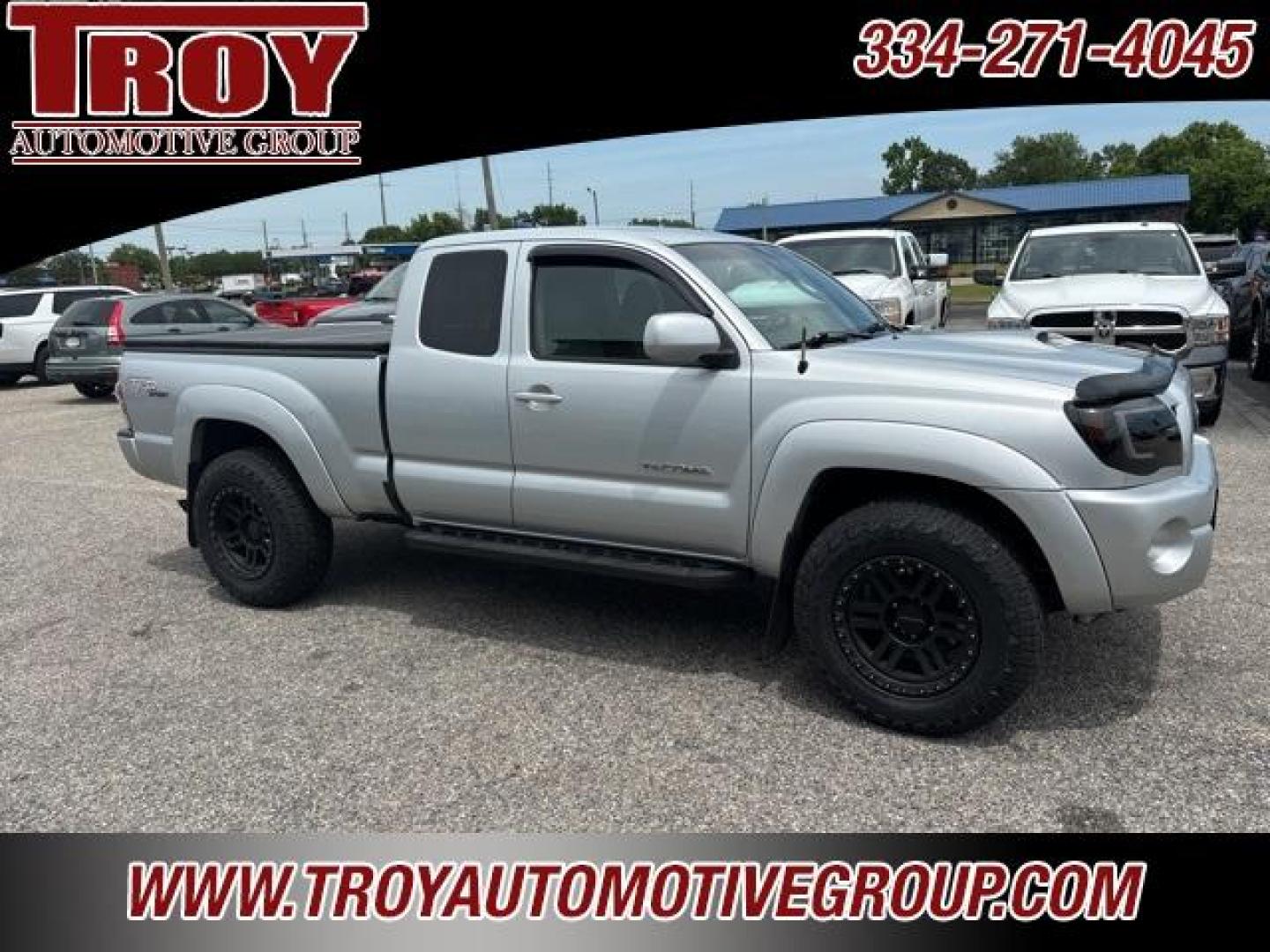 2010 Silver Streak Mica /Graphite Toyota Tacoma Base (5TEUU4ENXAZ) with an 4.0L V6 SMPI DOHC engine, Automatic transmission, located at 6812 Atlanta Hwy, Montgomery, AL, 36117, (334) 271-4045, 32.382118, -86.178673 - Photo#6