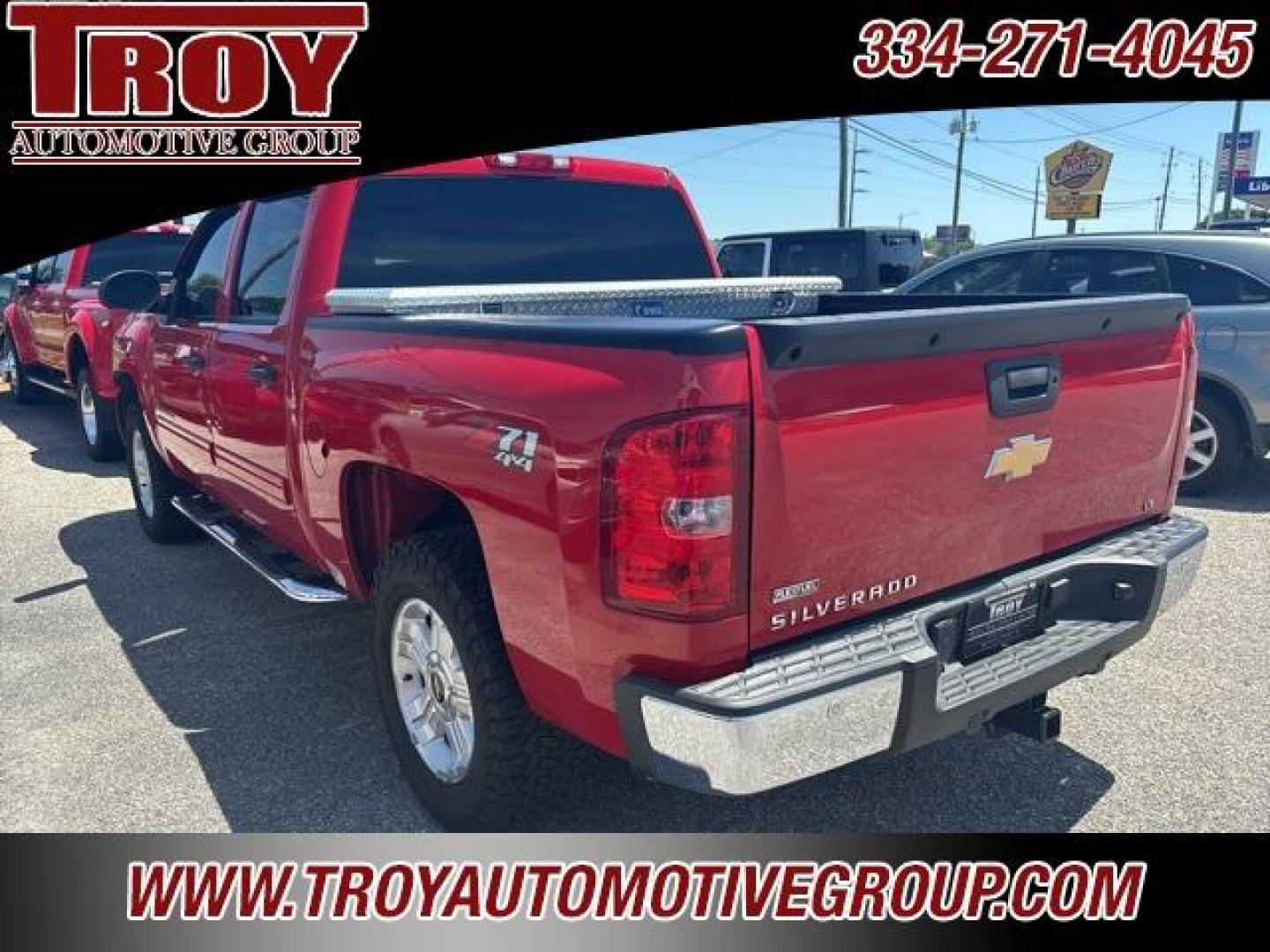 2011 Victory Red /Ebony Chevrolet Silverado 1500 LT (3GCPKSE39BG) with an Vortec 5.3L V8 SFI VVT Flex Fuel engine, Automatic transmission, located at 6812 Atlanta Hwy, Montgomery, AL, 36117, (334) 271-4045, 32.382118, -86.178673 - Priced below KBB Fair Purchase Price!<br><br>Victory Red 2011 Chevrolet Silverado 1500 LT 4WD Vortec 5.3L V8 SFI VVT Flex Fuel 6-Speed Automatic<br><br>Financing Available---Top Value for Trades.<br><br>Odometer is 46085 miles below market average!<br><br><br>Reviews:<br> * If you need to tailor yo - Photo#6