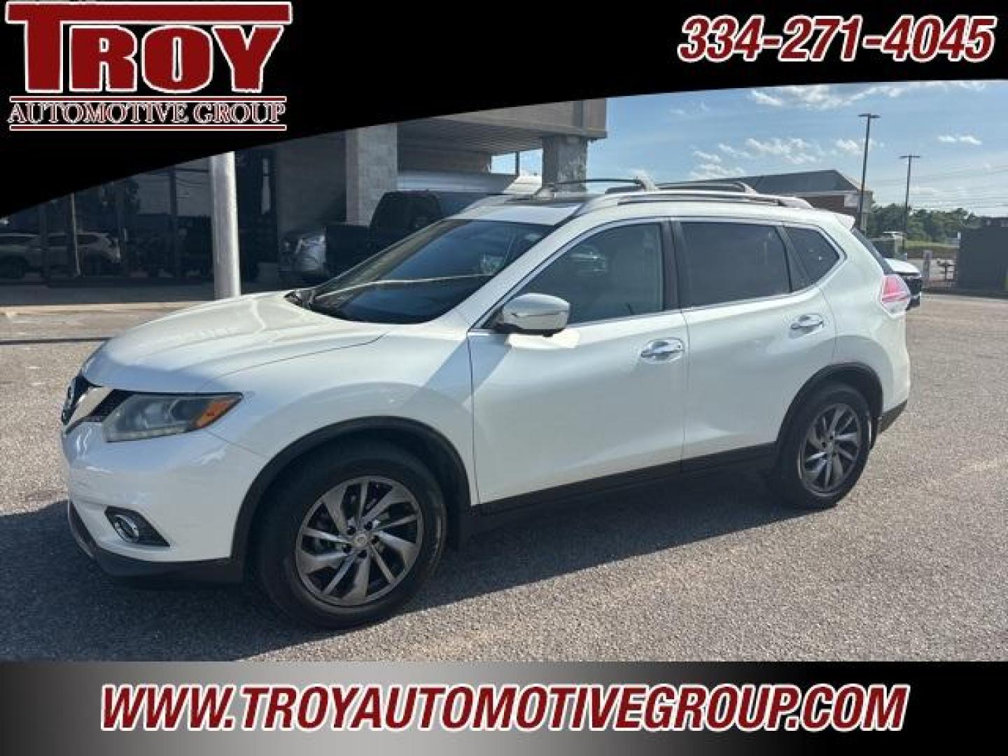 2015 Pearl White /Almond Nissan Rogue SL (5N1AT2MTXFC) with an 2.5L I4 DOHC 16V engine, CVT transmission, located at 6812 Atlanta Hwy, Montgomery, AL, 36117, (334) 271-4045, 32.382118, -86.178673 - Power Sunroof!<br>Luggage Rack!!<br>Navigation!! - Photo#2