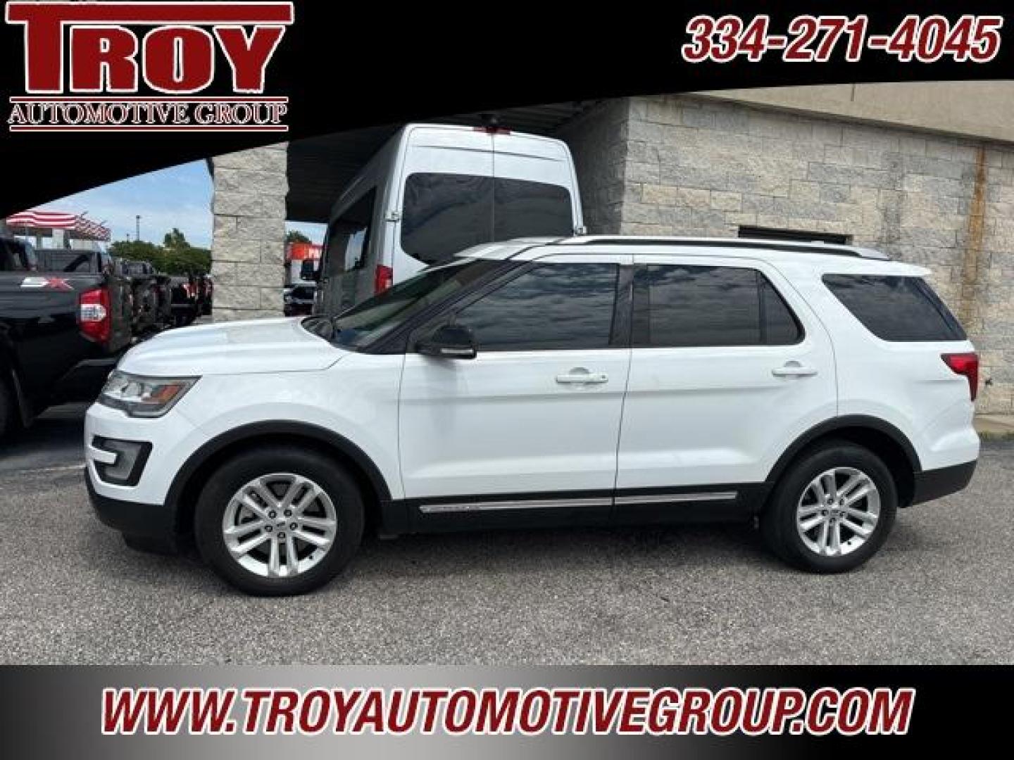 2017 Oxford White /Medium Light Camel Ford Explorer XLT (1FM5K7D82HG) with an 3.5L V6 Ti-VCT engine, Automatic transmission, located at 6812 Atlanta Hwy, Montgomery, AL, 36117, (334) 271-4045, 32.382118, -86.178673 - 1-Owner!!<br>3rd Seat!! - Photo#1