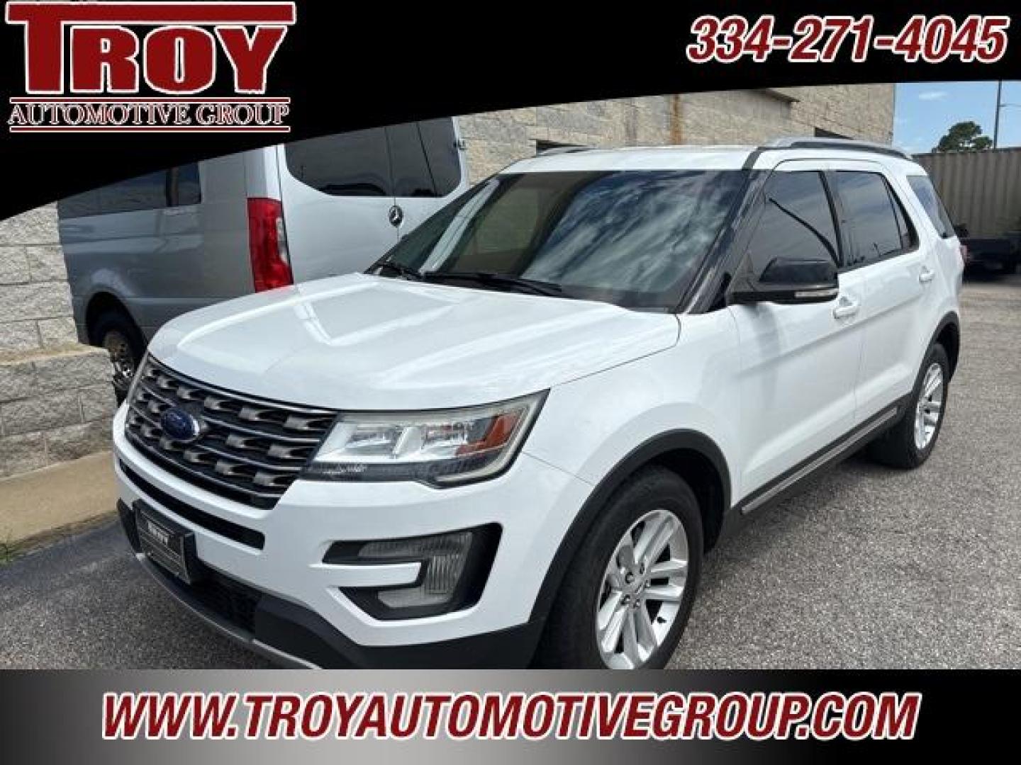 2017 Oxford White /Medium Light Camel Ford Explorer XLT (1FM5K7D82HG) with an 3.5L V6 Ti-VCT engine, Automatic transmission, located at 6812 Atlanta Hwy, Montgomery, AL, 36117, (334) 271-4045, 32.382118, -86.178673 - 1-Owner!!<br>3rd Seat!! - Photo#3